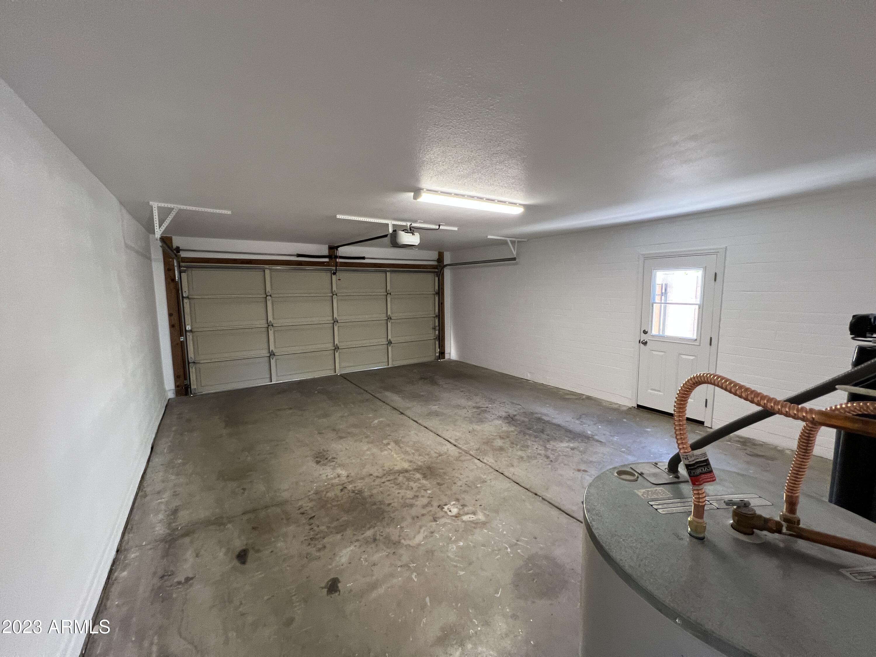 2176 E Apollo Avenue