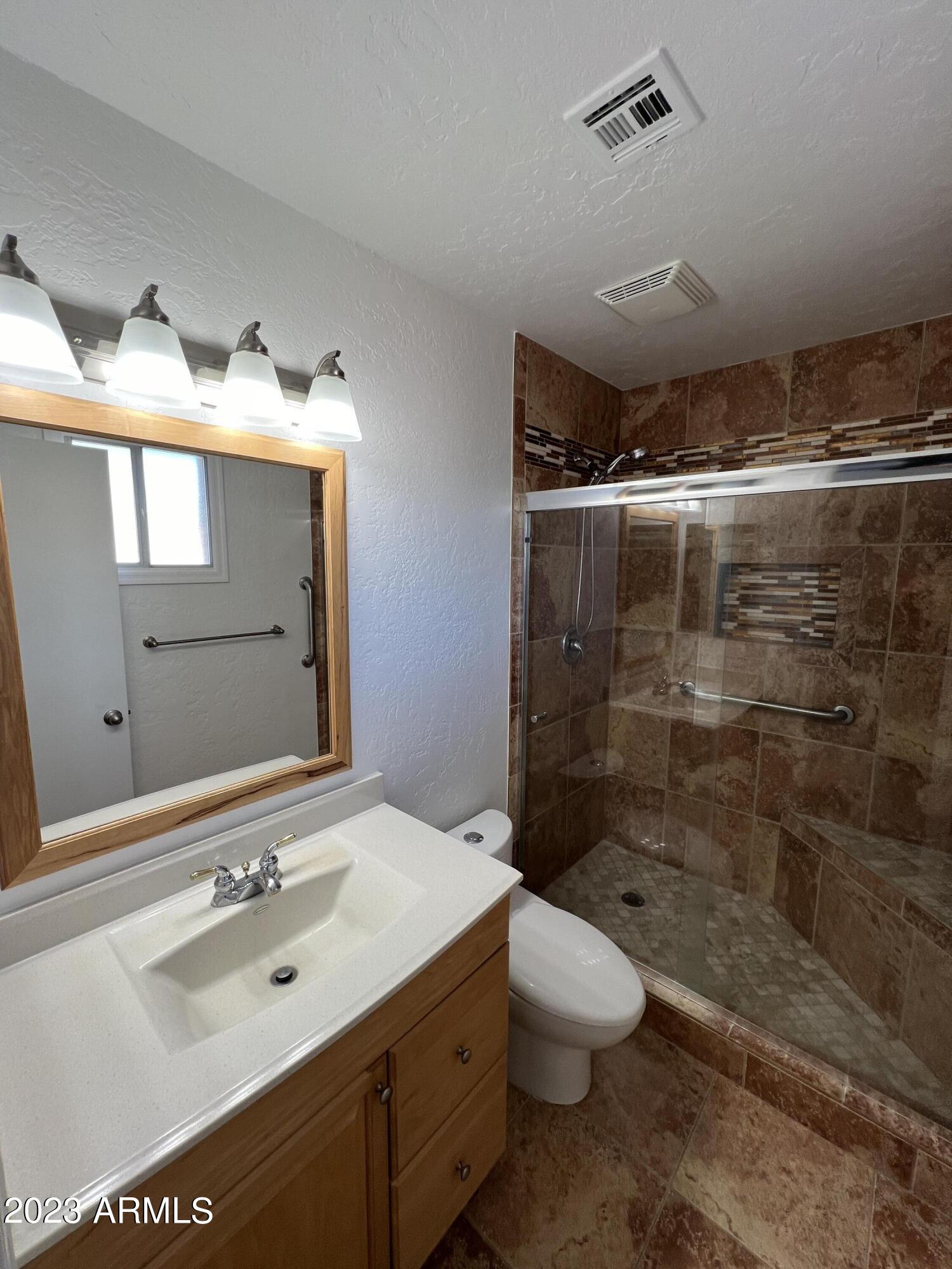 2176 E Apollo Avenue