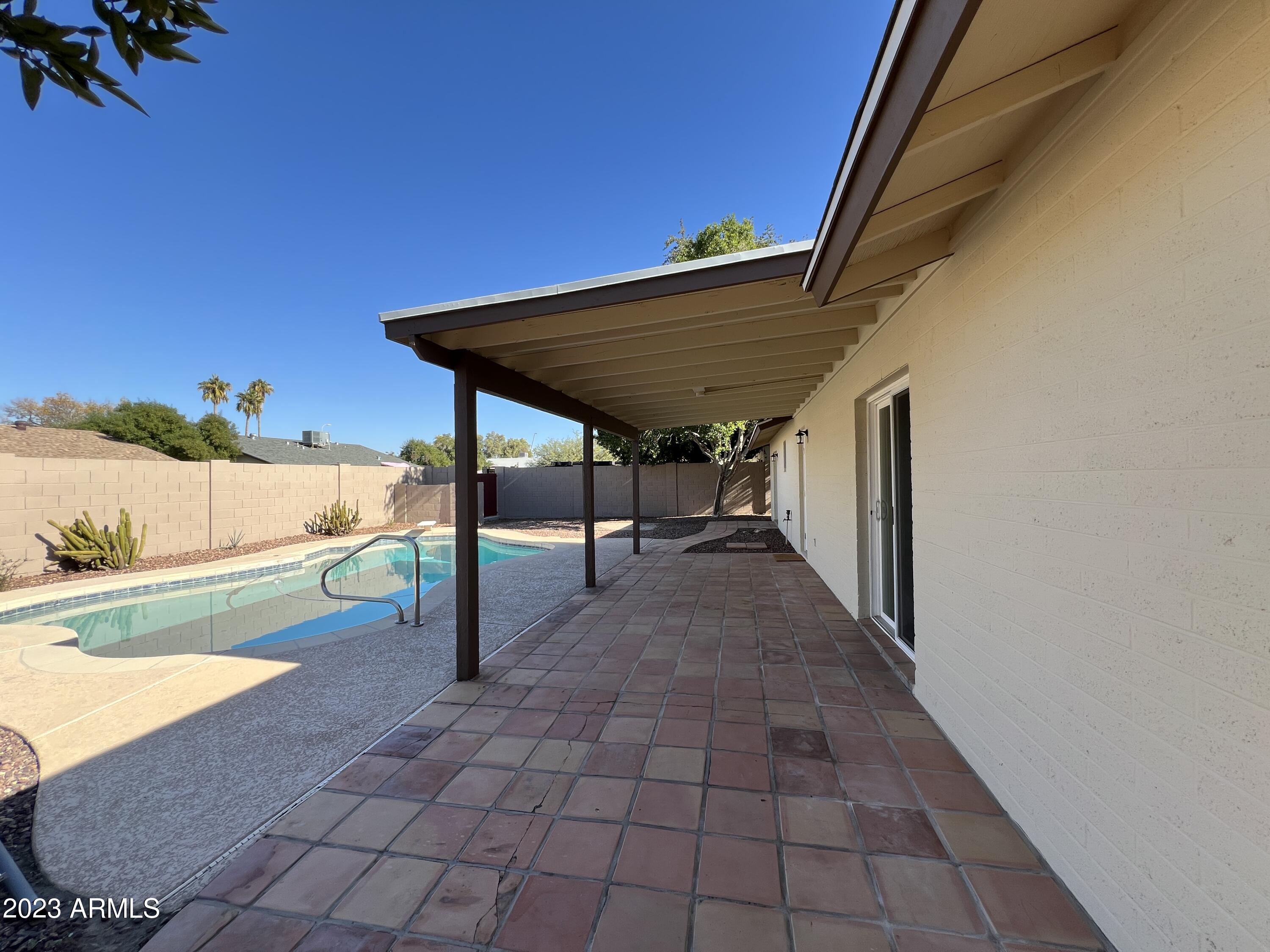 2176 E Apollo Avenue