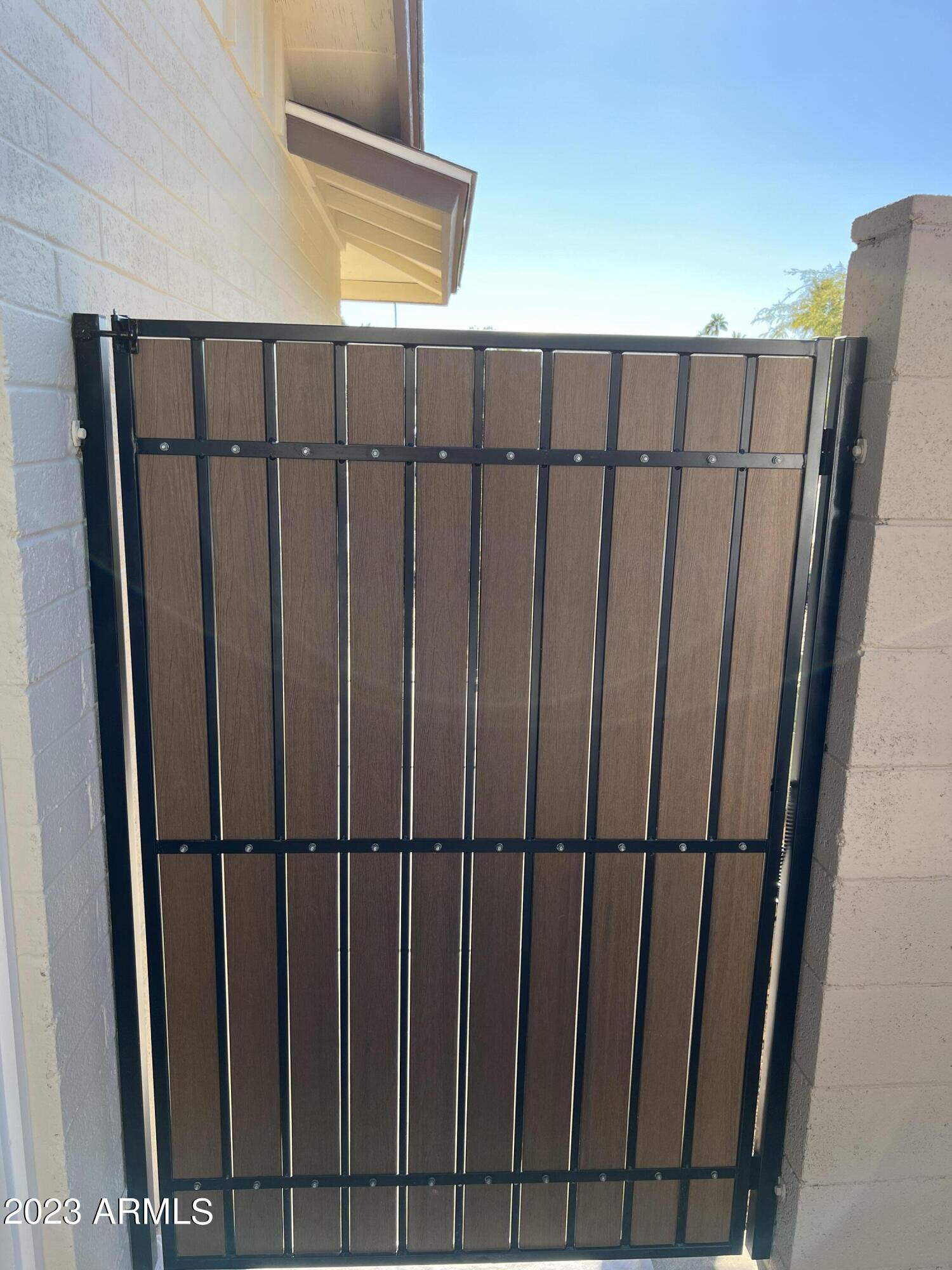 2176 E Apollo Avenue