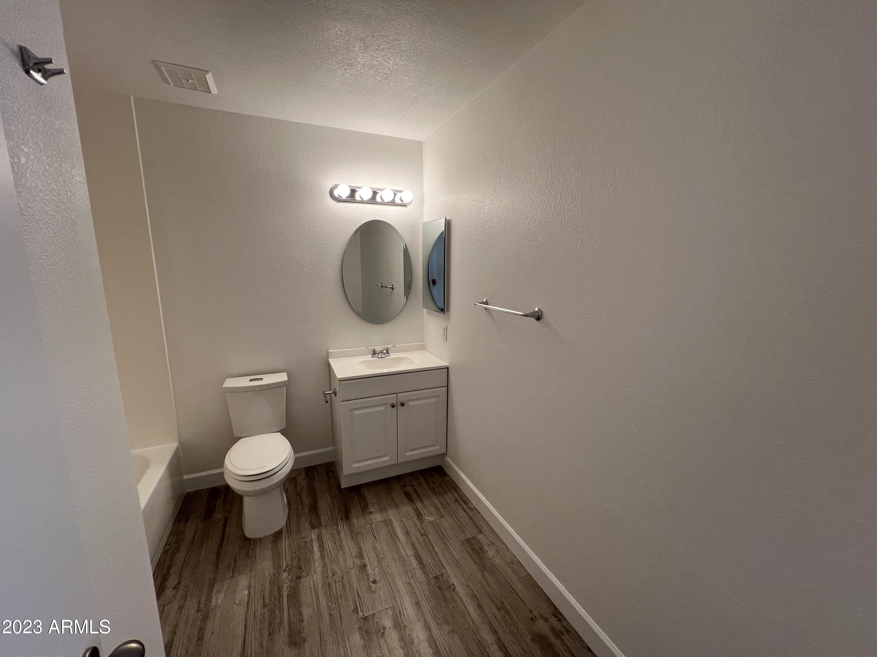 2176 E Apollo Avenue