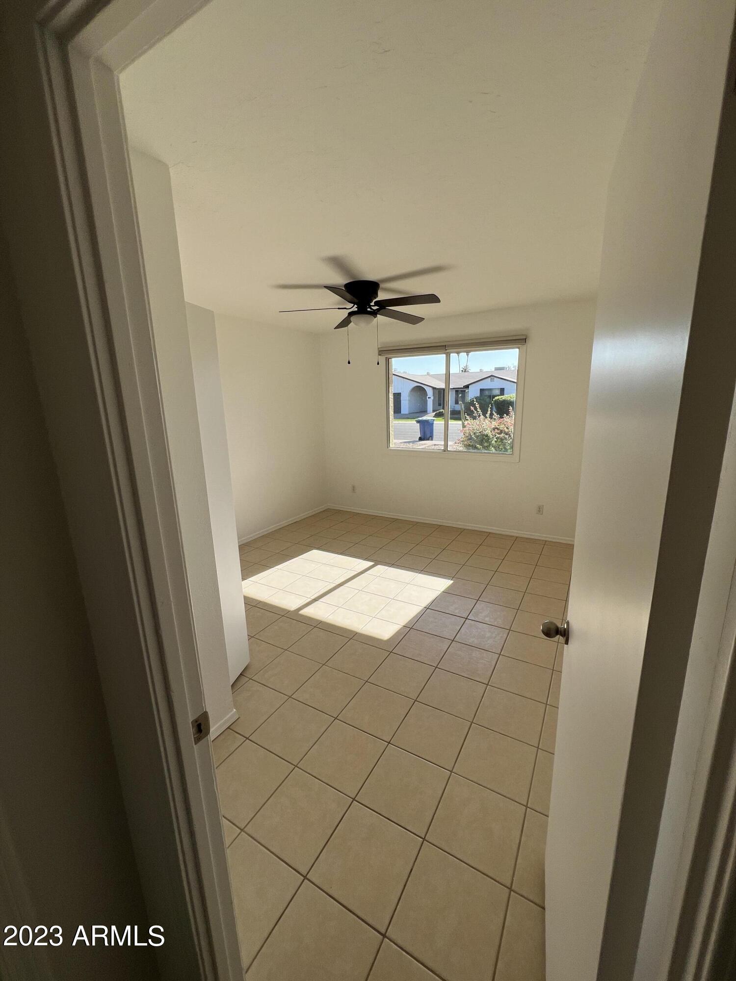 2176 E Apollo Avenue