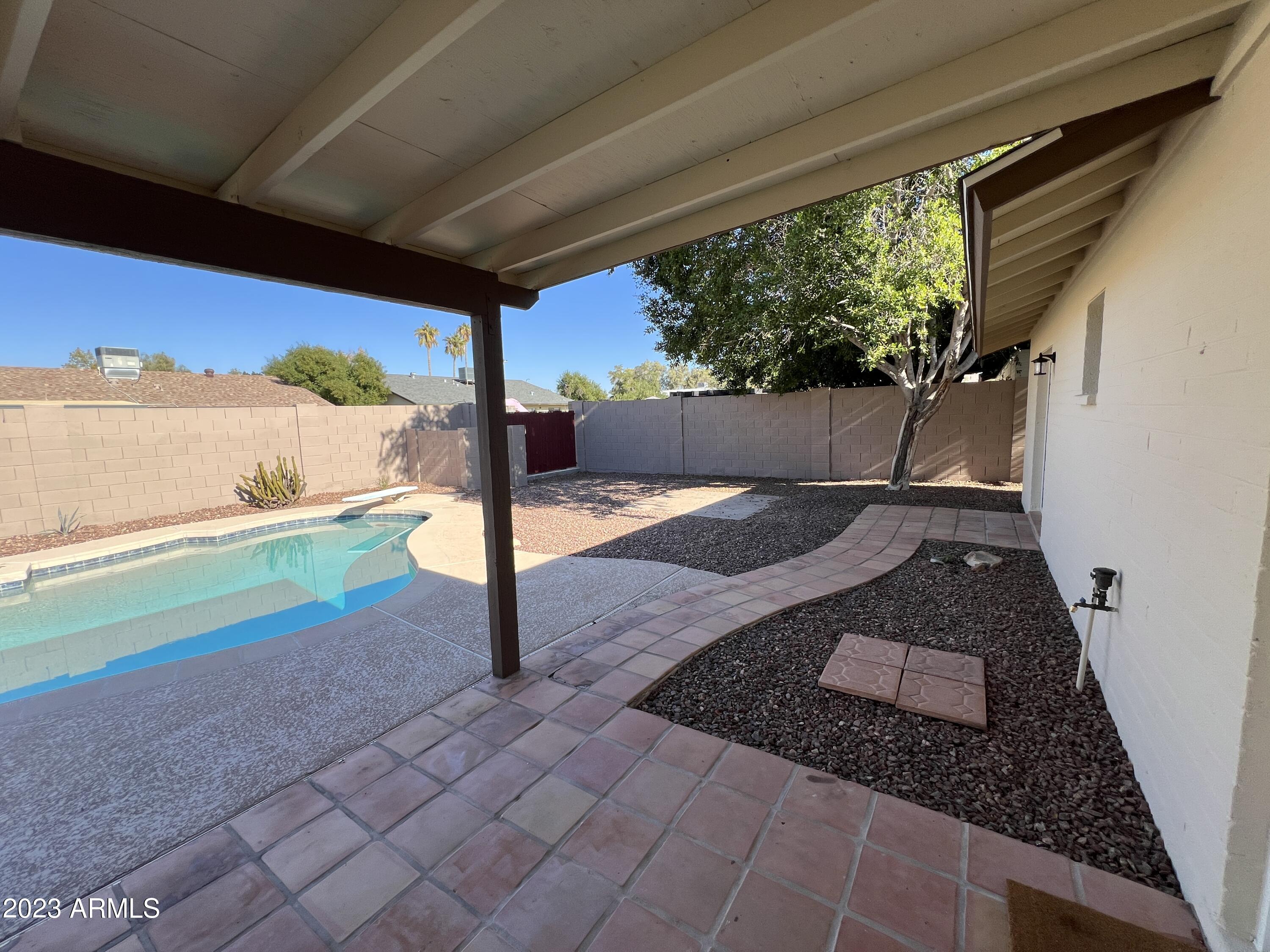 2176 E Apollo Avenue