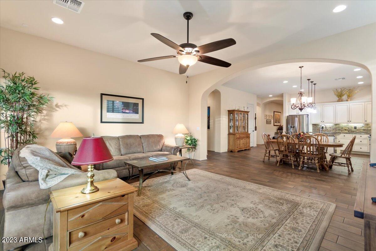 1652 N ATWOOD Circle