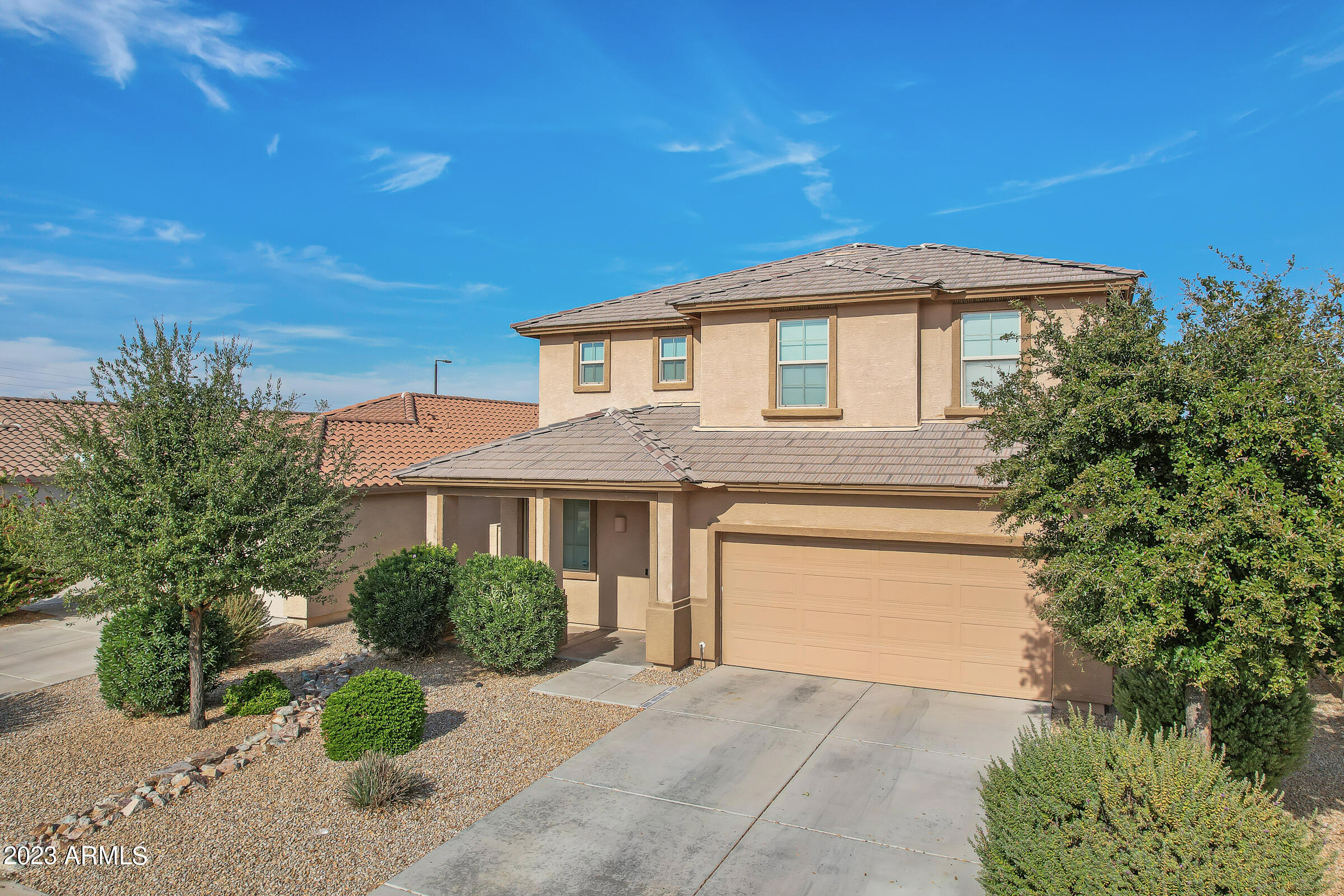 1162 W FRUIT TREE Lane