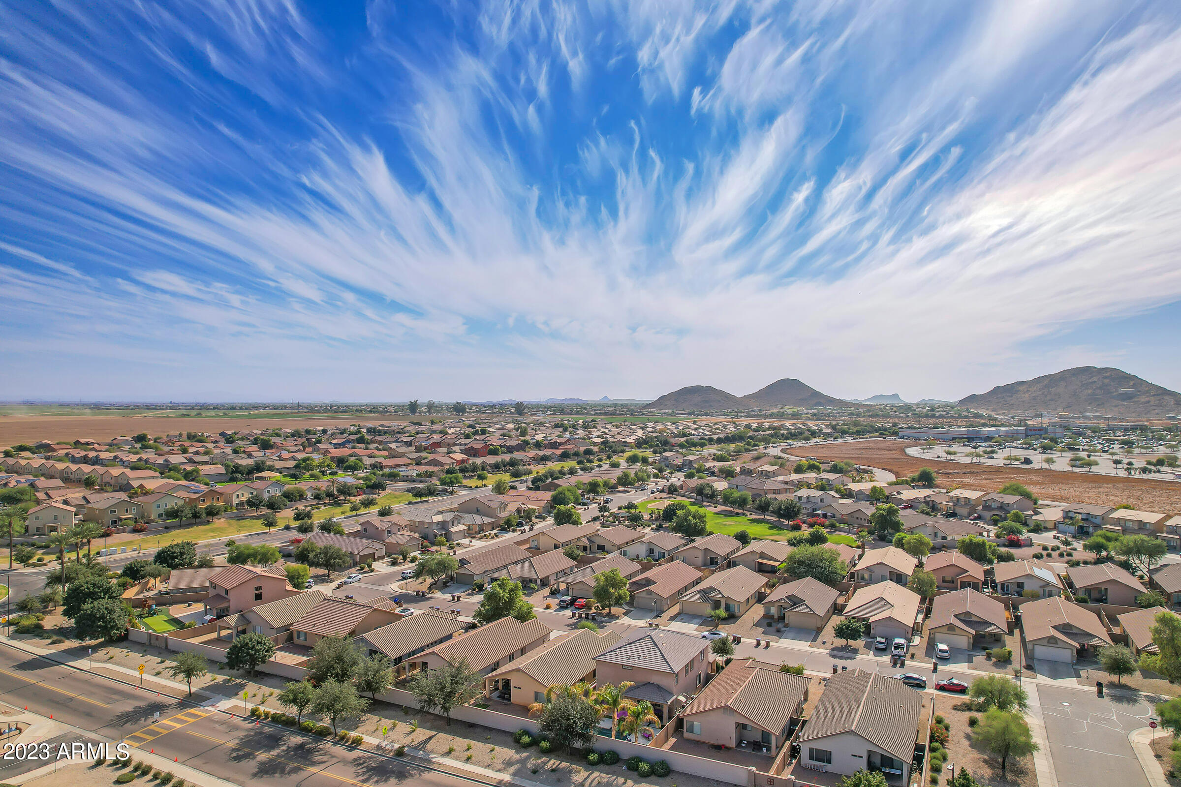 1162 W FRUIT TREE Lane