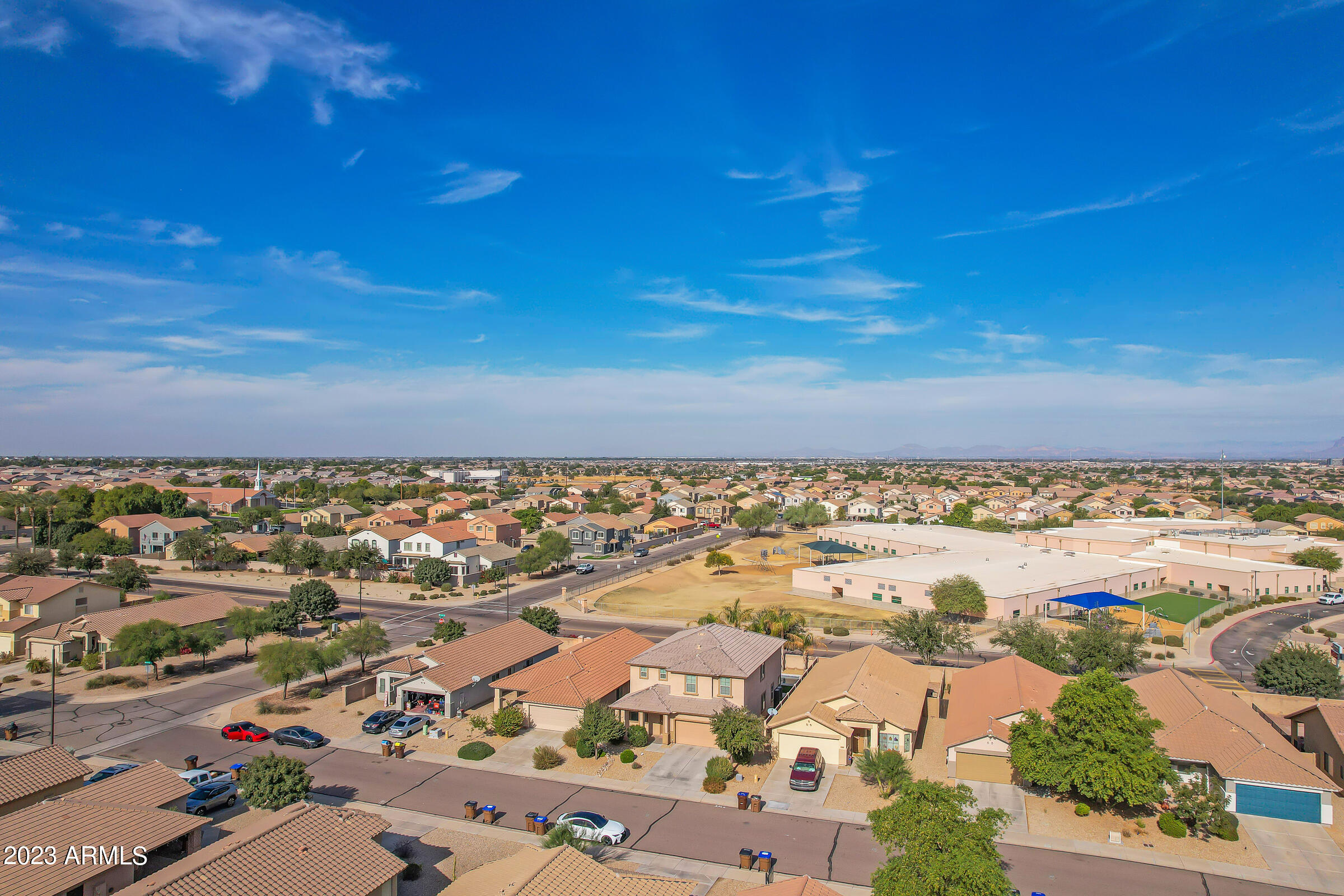 1162 W FRUIT TREE Lane