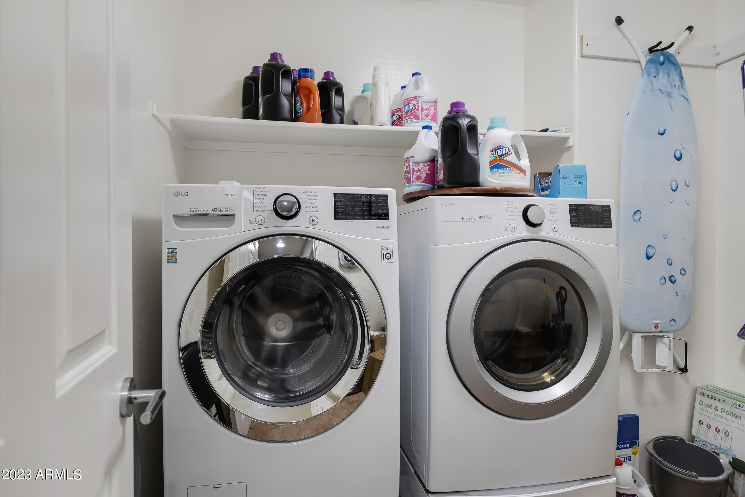 1162 W FRUIT TREE Lane