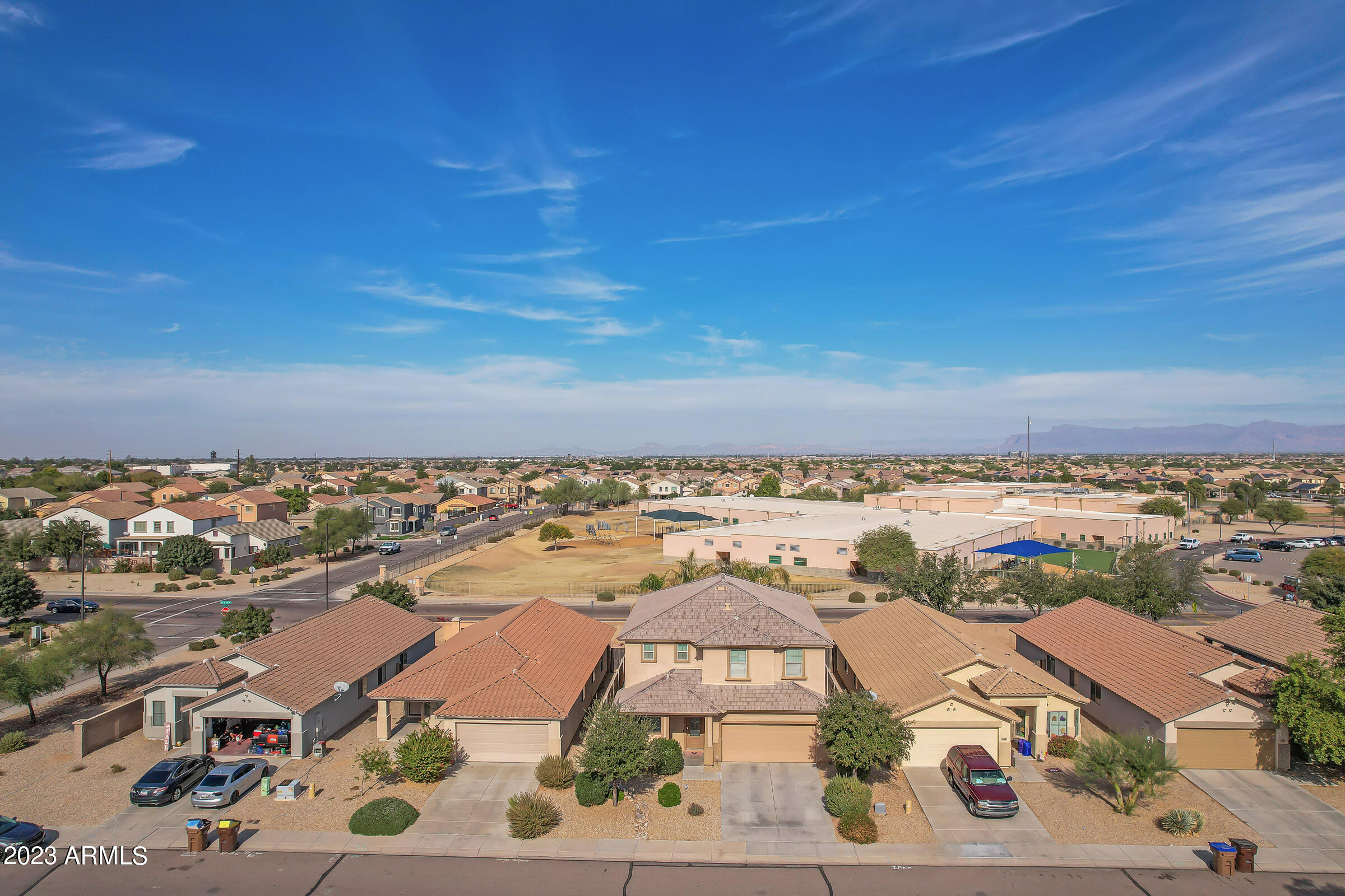 1162 W FRUIT TREE Lane