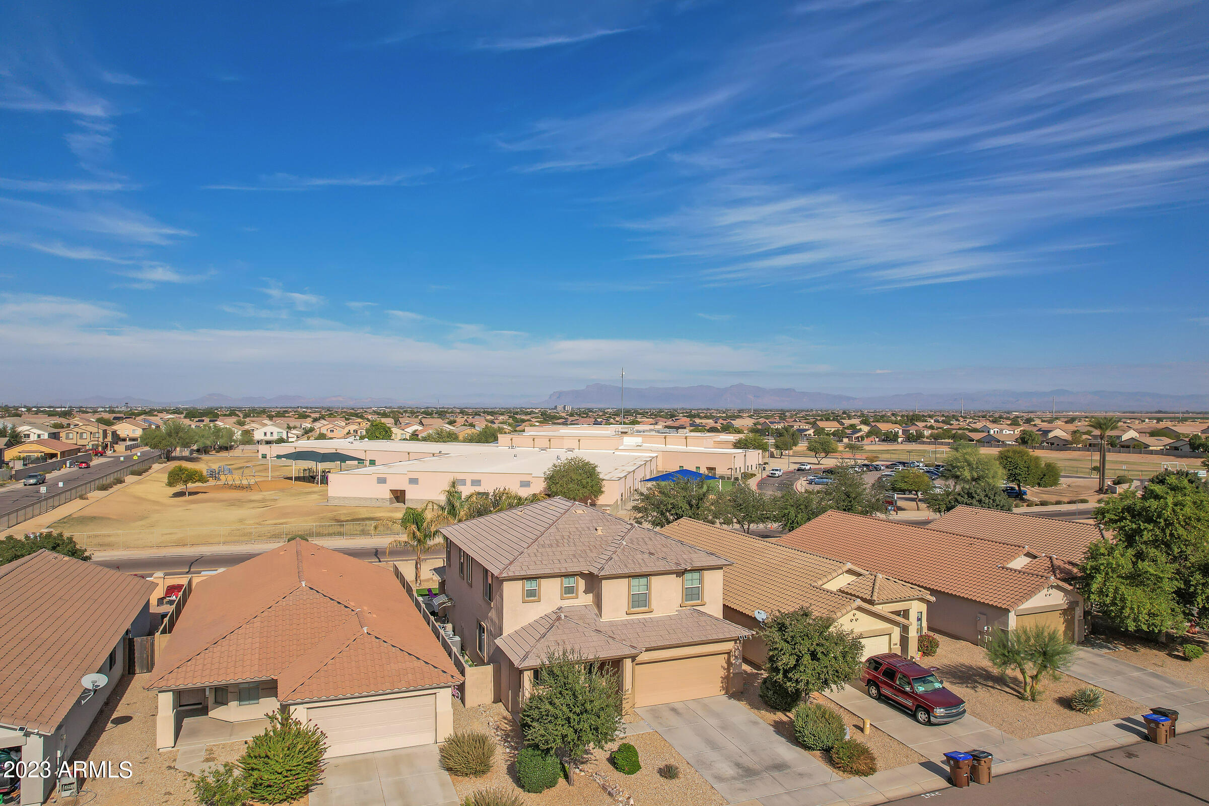 1162 W FRUIT TREE Lane