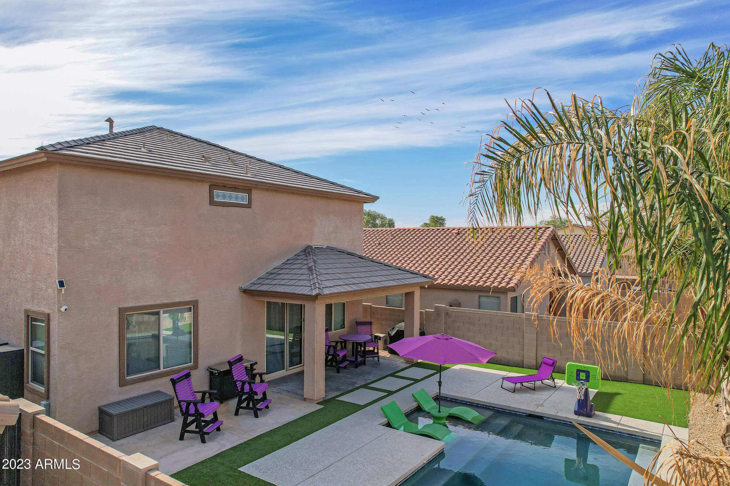 1162 W FRUIT TREE Lane