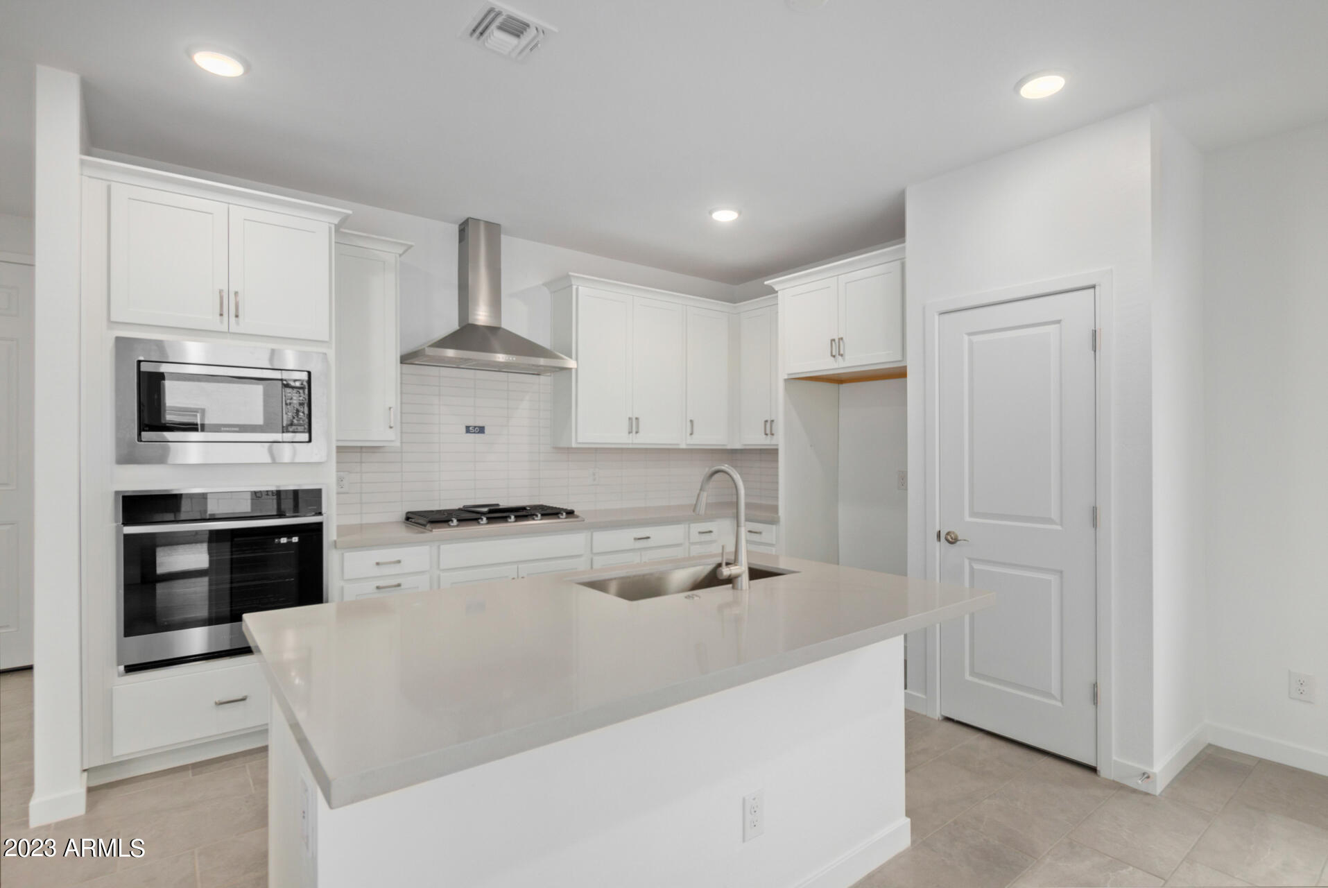 9242 E SEBRING Avenue