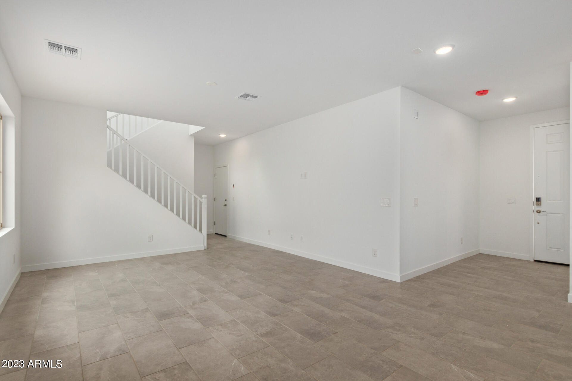 9242 E SEBRING Avenue