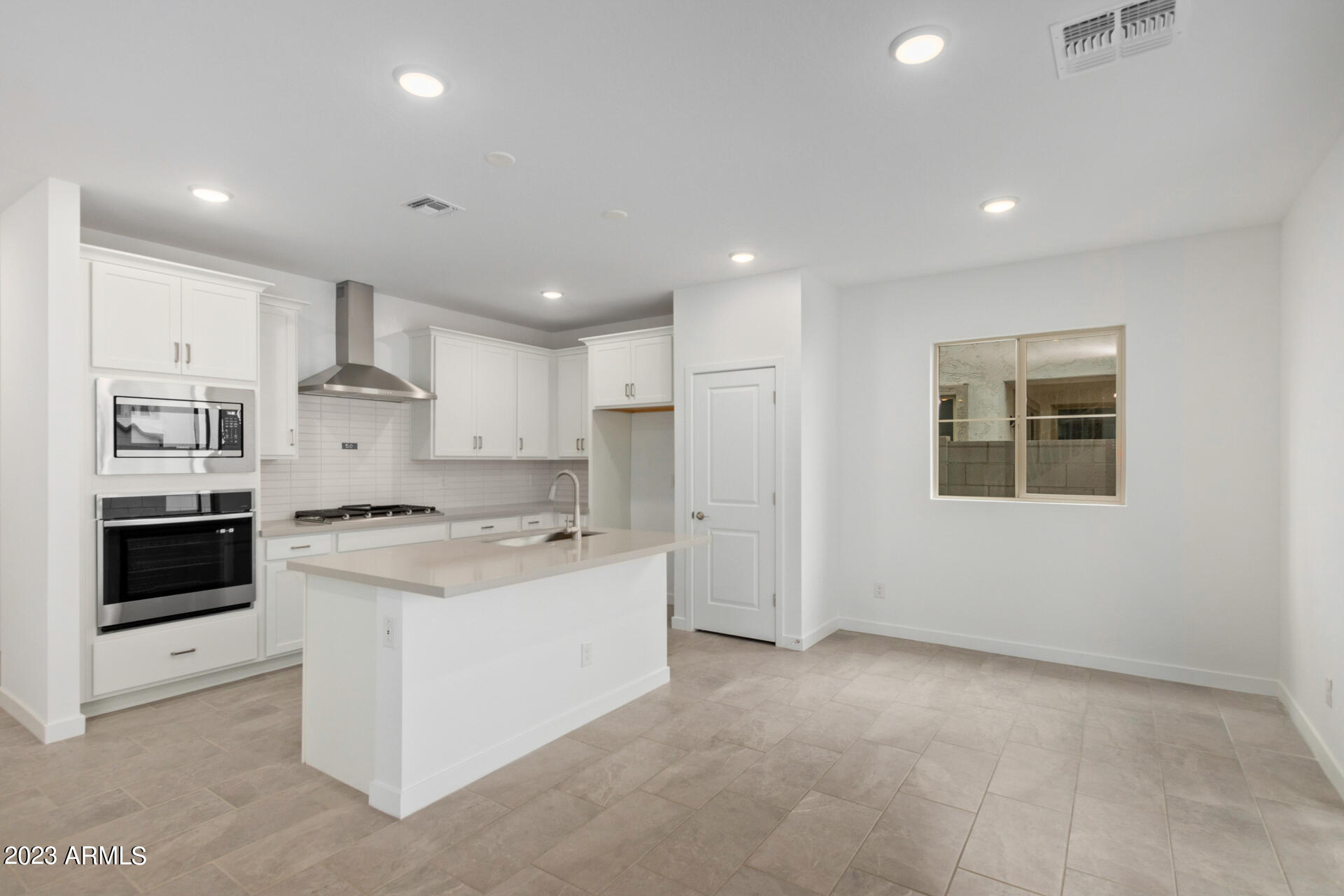 9242 E SEBRING Avenue