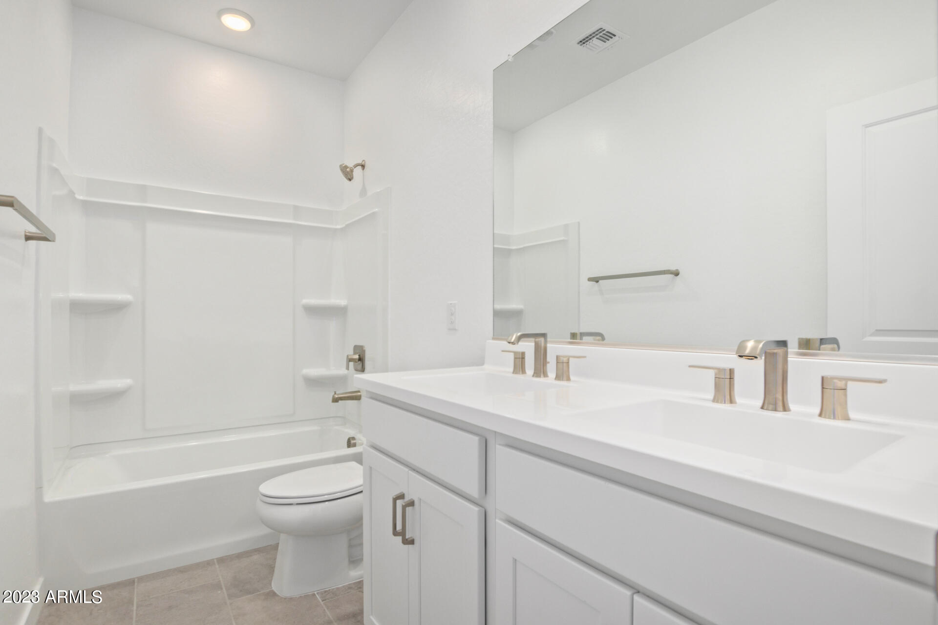 9242 E SEBRING Avenue