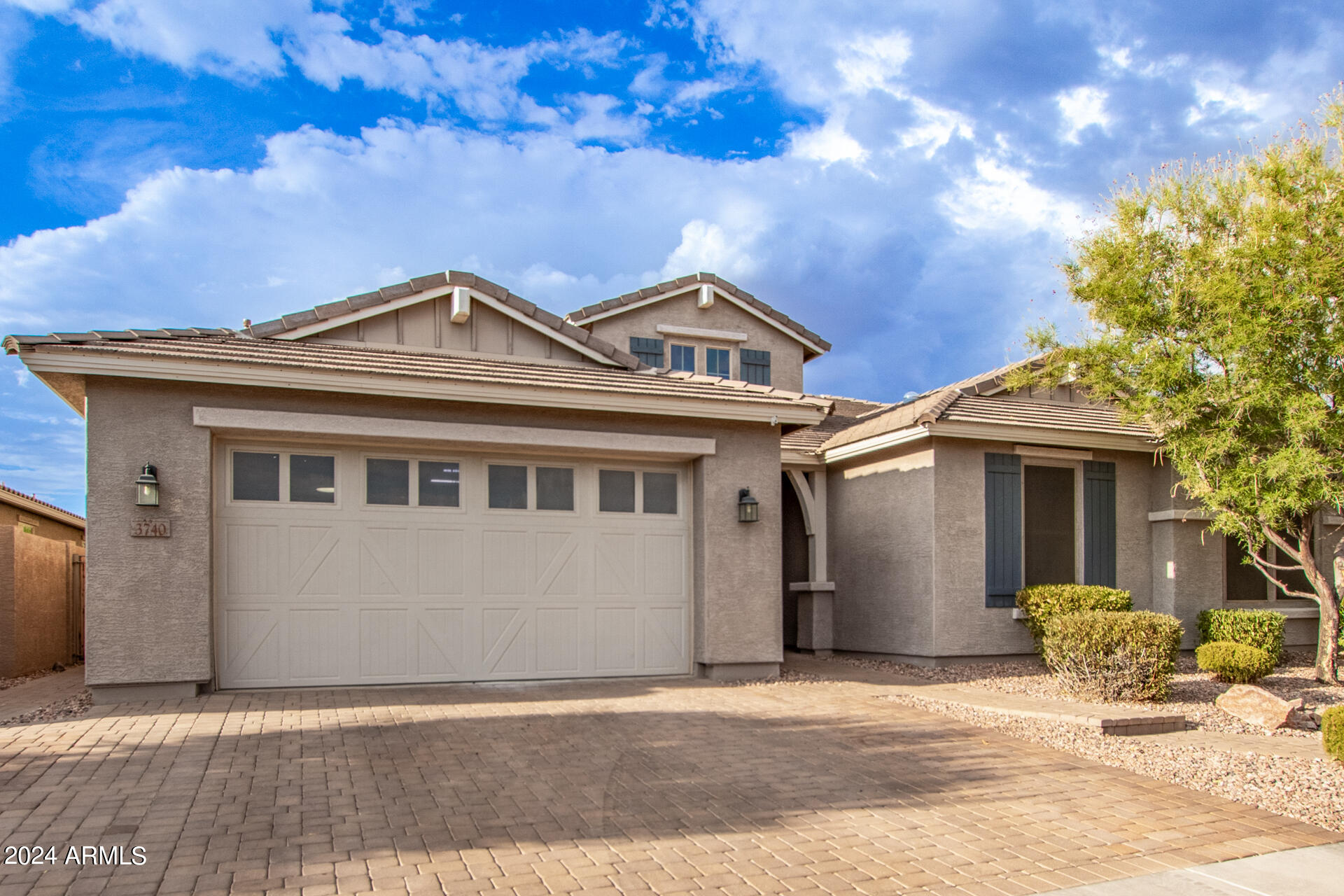 3740 E BLUE SPRUCE Lane