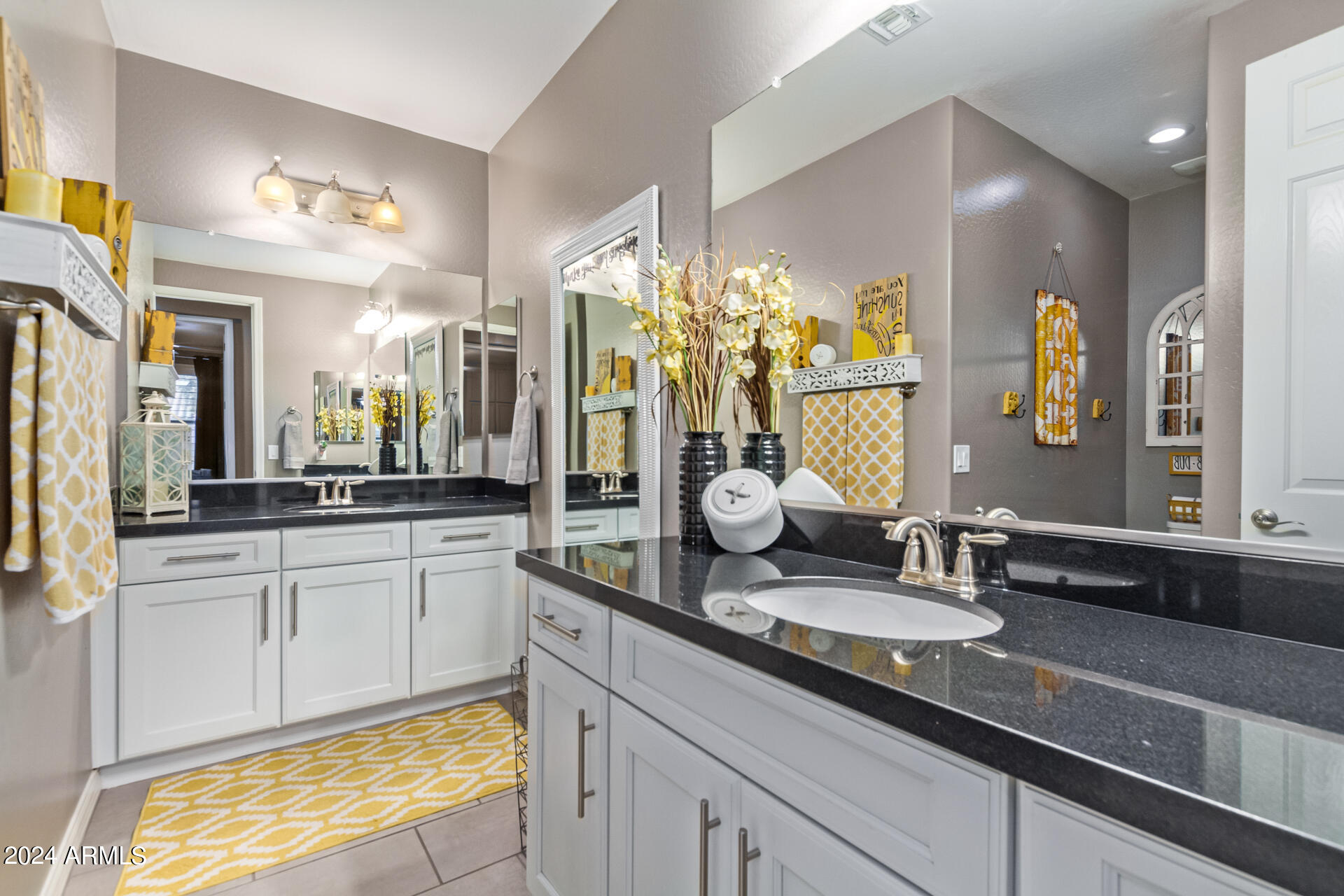 3740 E BLUE SPRUCE Lane