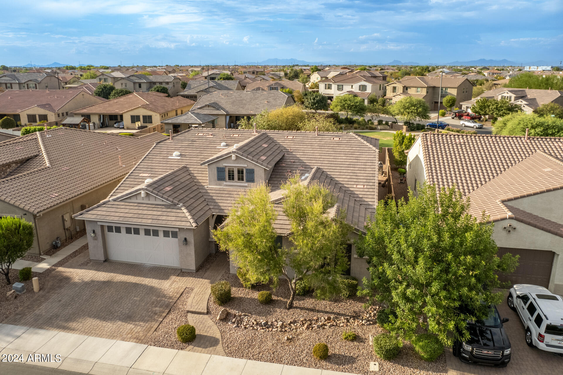 3740 E BLUE SPRUCE Lane