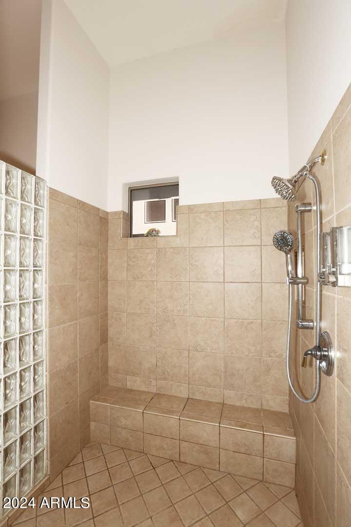 7638 E SHOOTING STAR Way