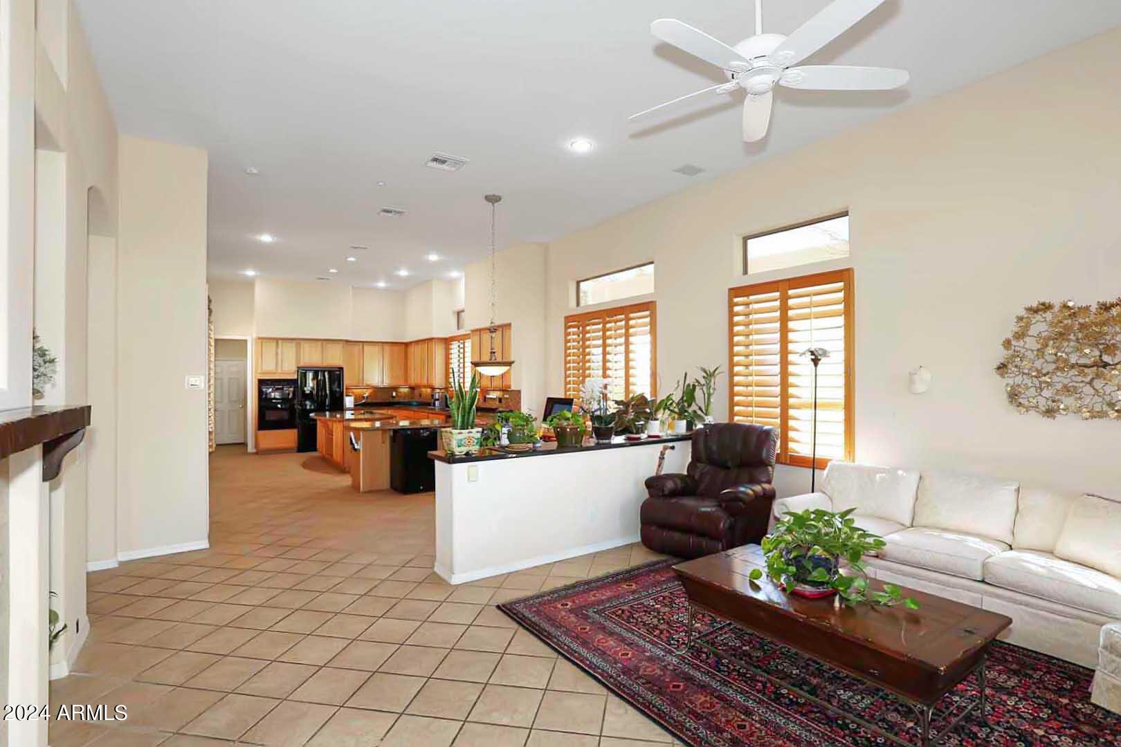 7638 E SHOOTING STAR Way