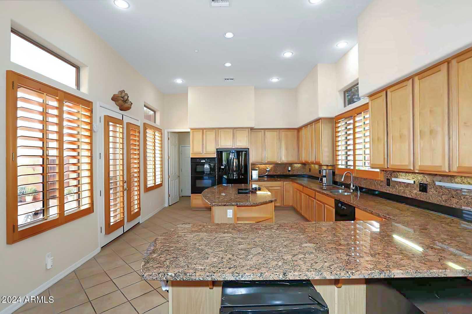 7638 E SHOOTING STAR Way