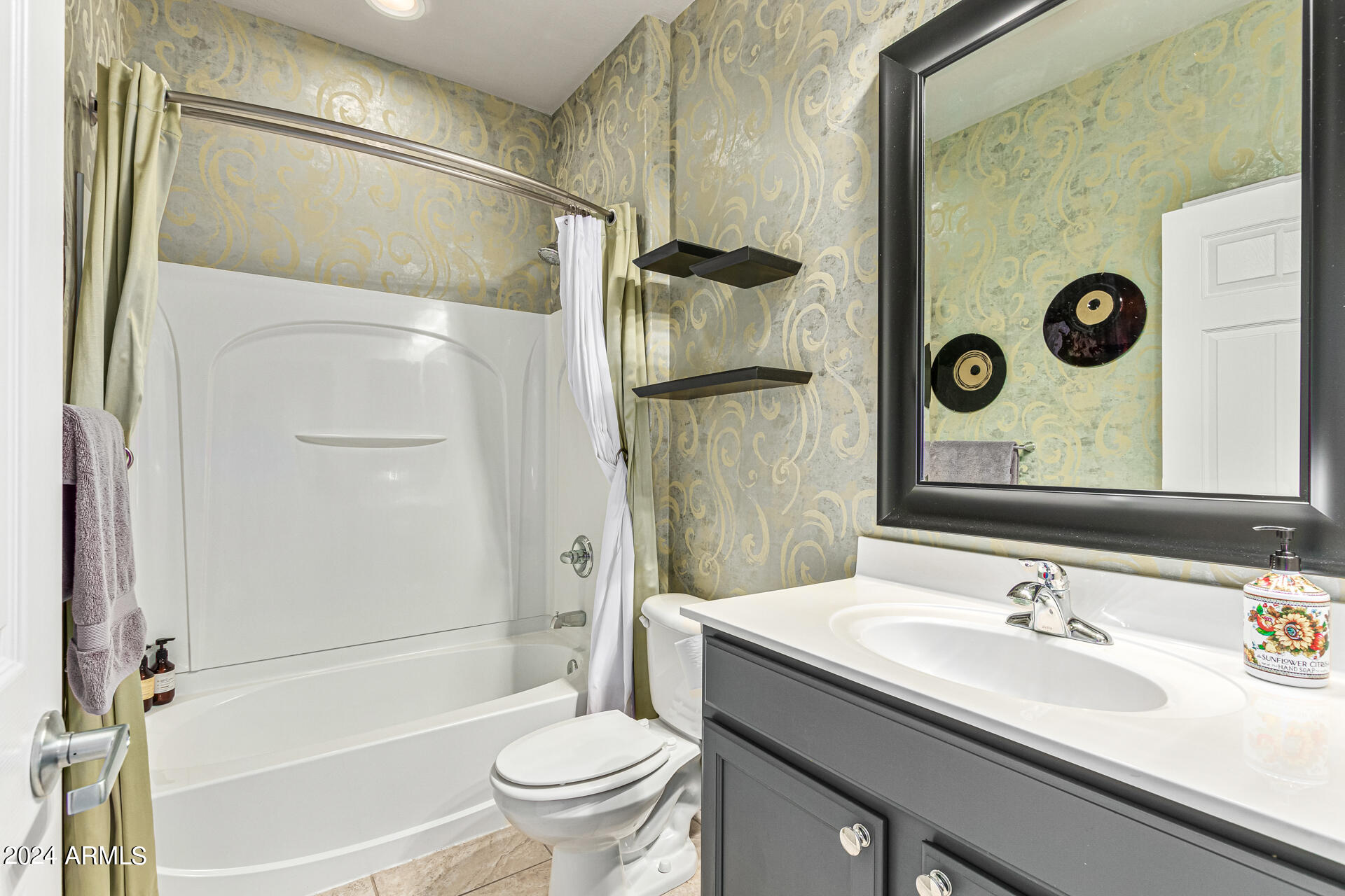 20357 N RIVERBANK Road