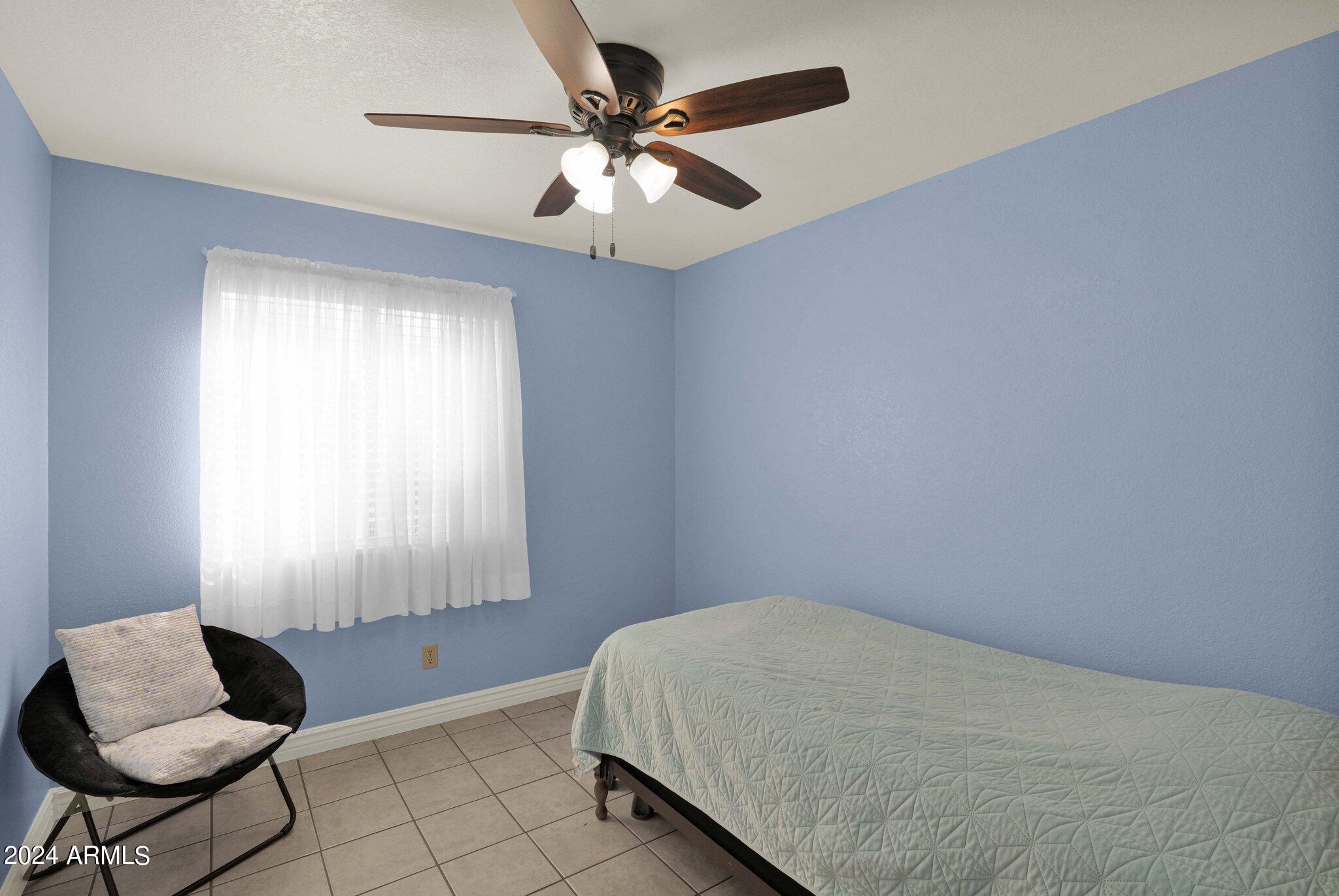 330 W SAN PEDRO Avenue