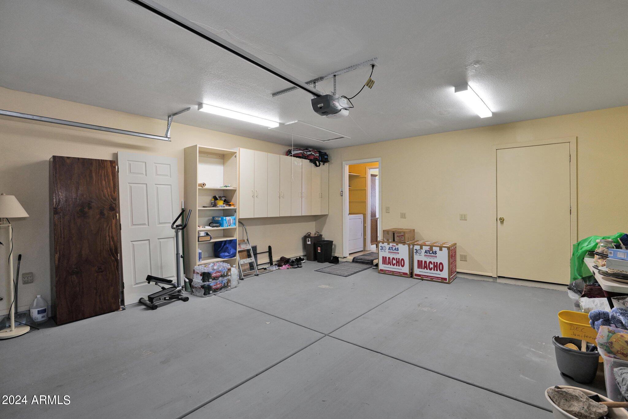 330 W SAN PEDRO Avenue