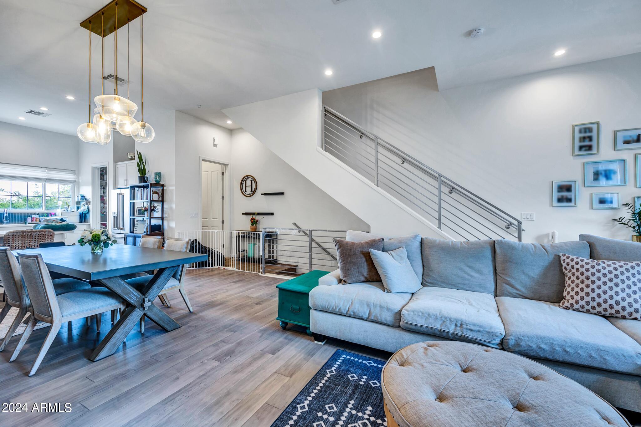 4438 N 27th Street 18