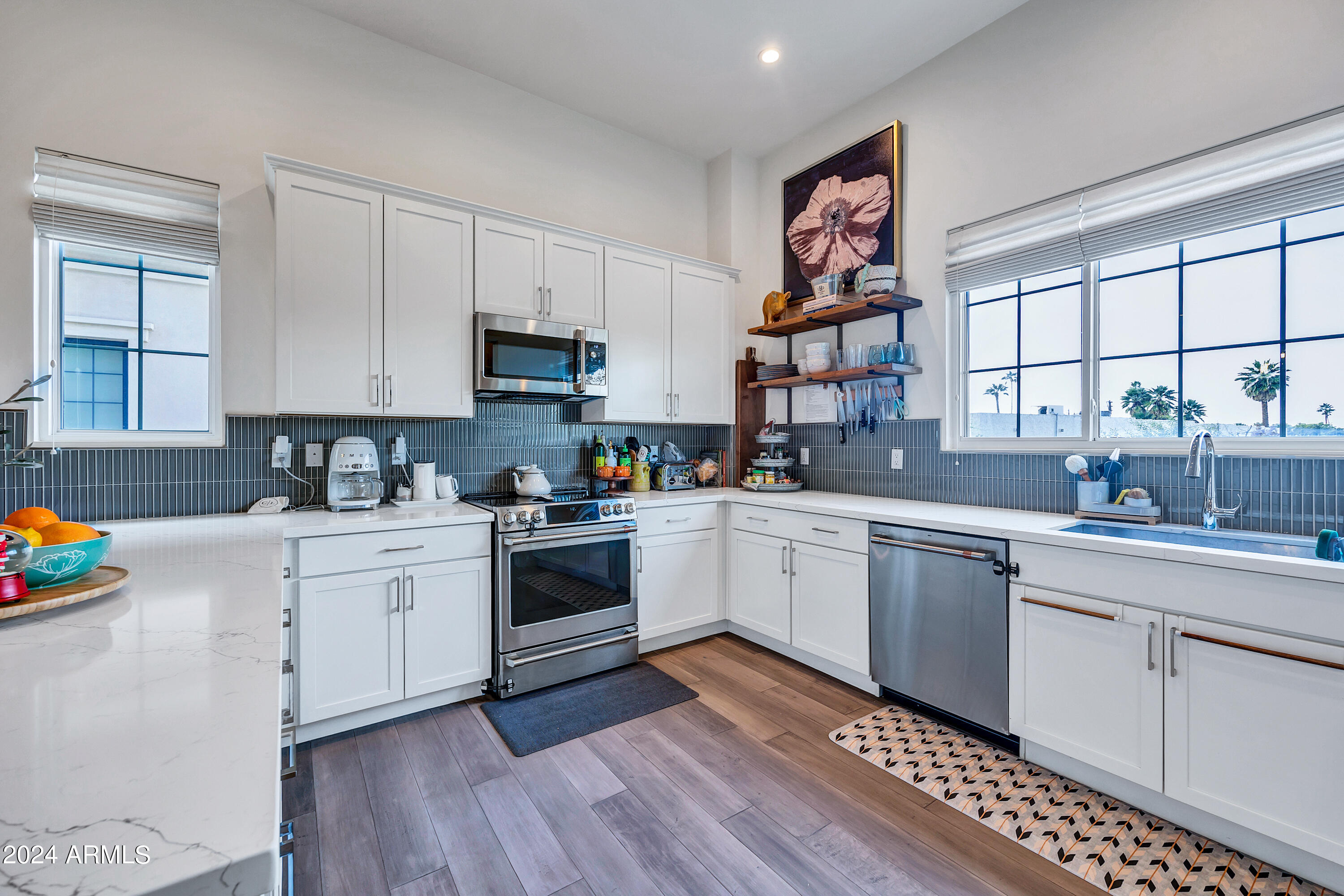 4438 N 27th Street 18