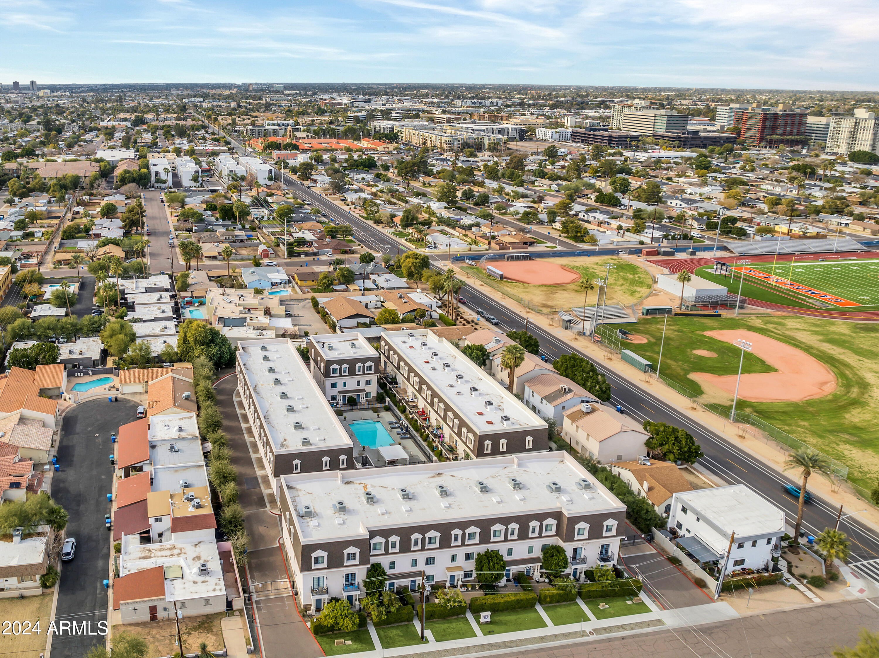 4438 N 27th Street 18