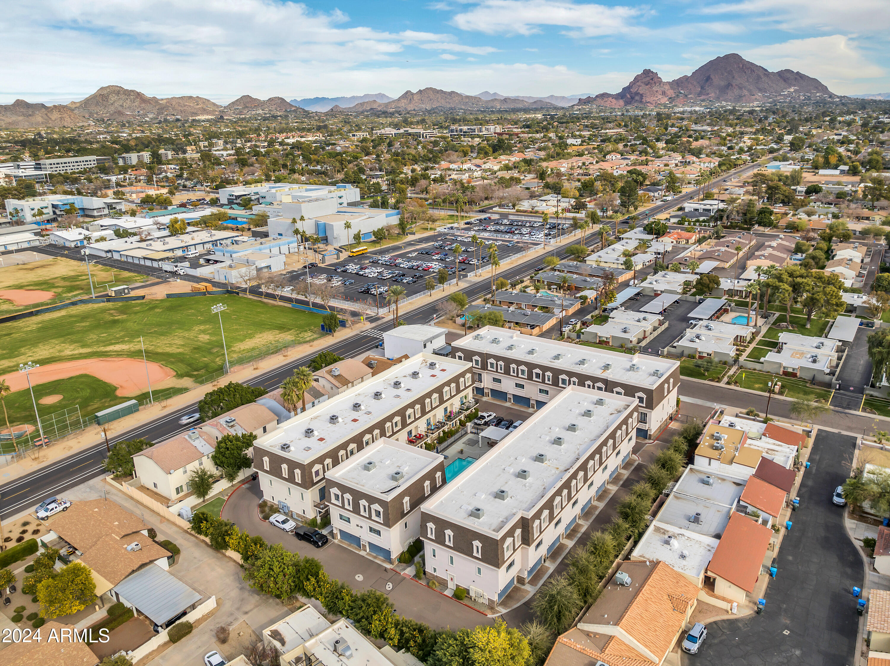 4438 N 27th Street 18