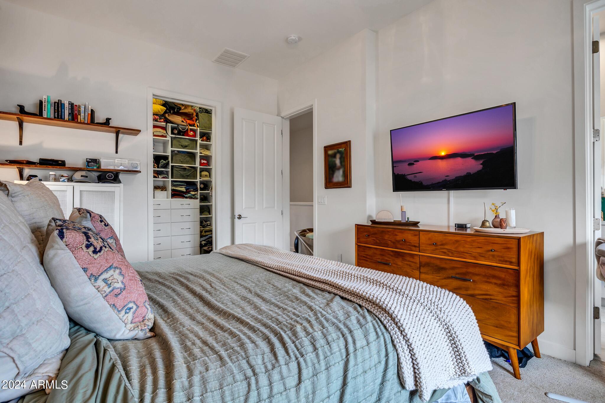 4438 N 27th Street 18