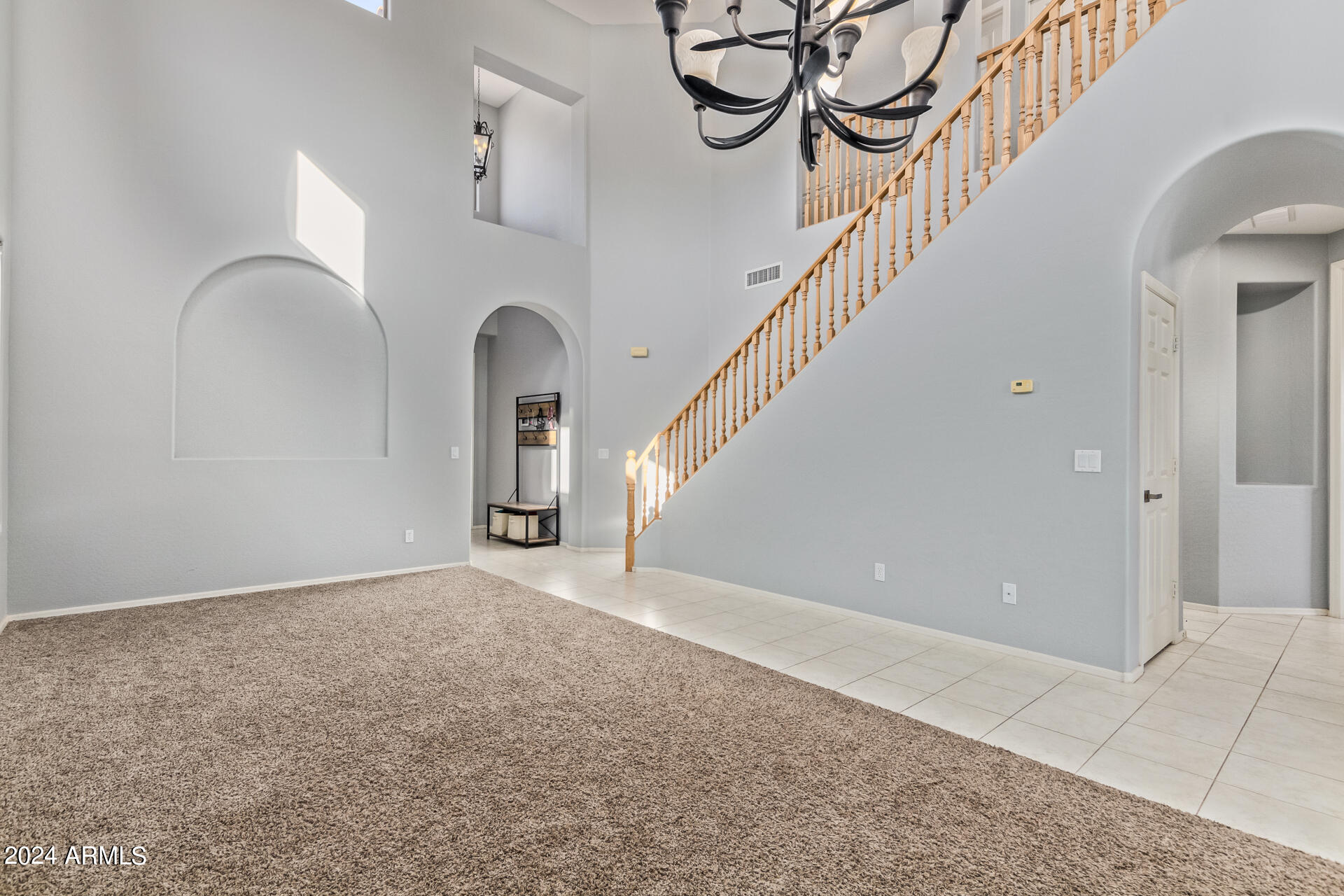 2929 W SILVER FOX Way