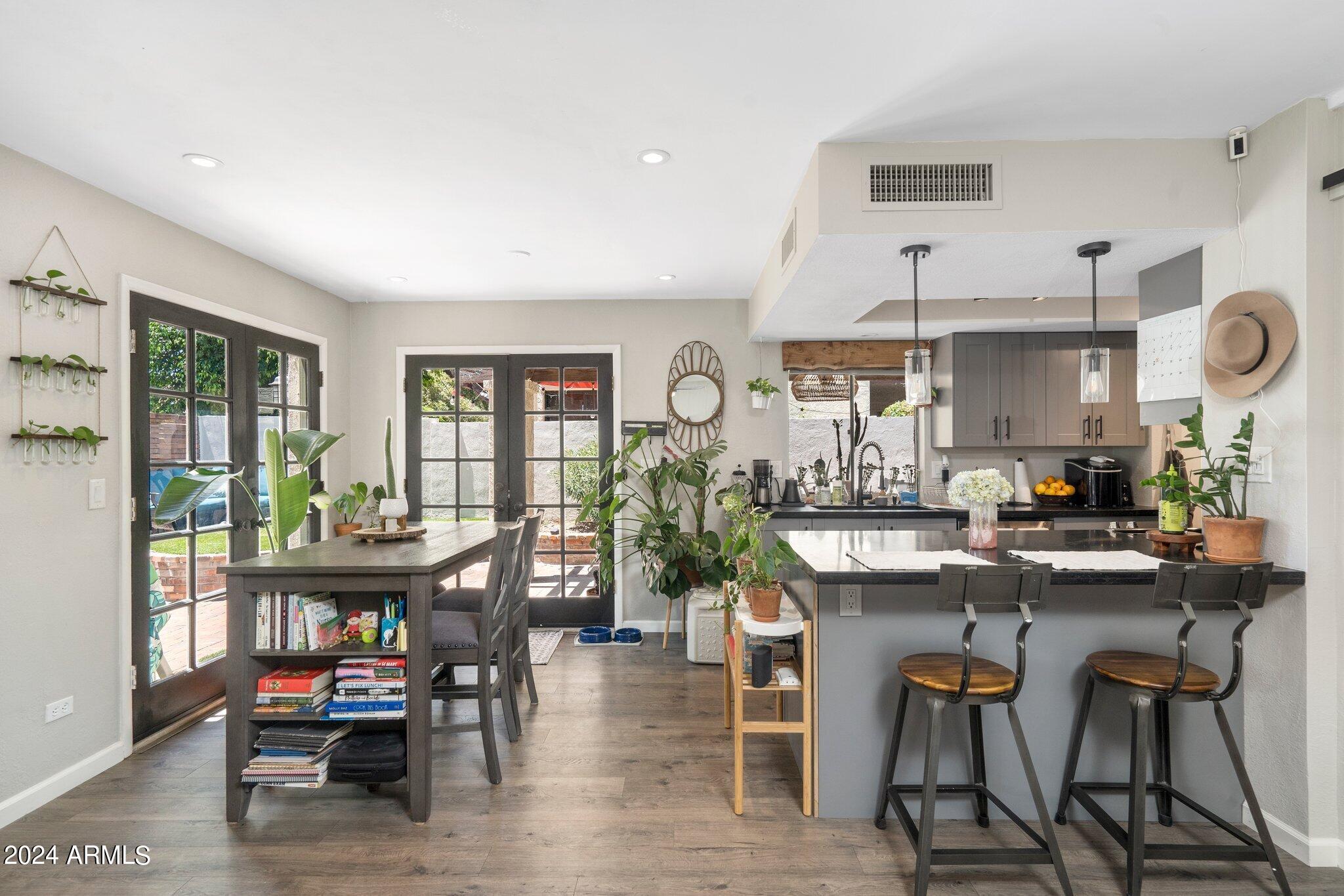 8662 S 51ST Street, 1