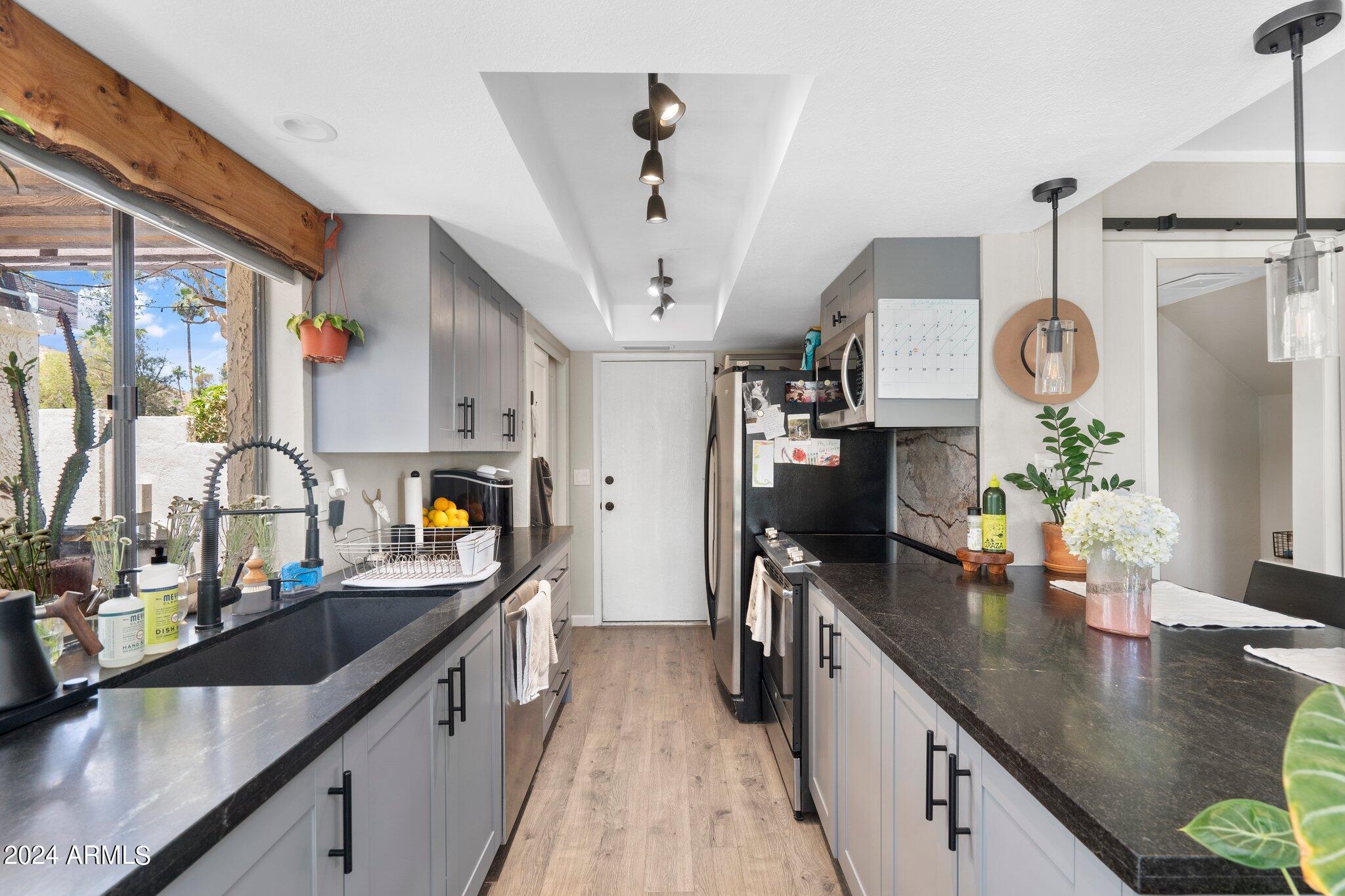 8662 S 51ST Street, 1