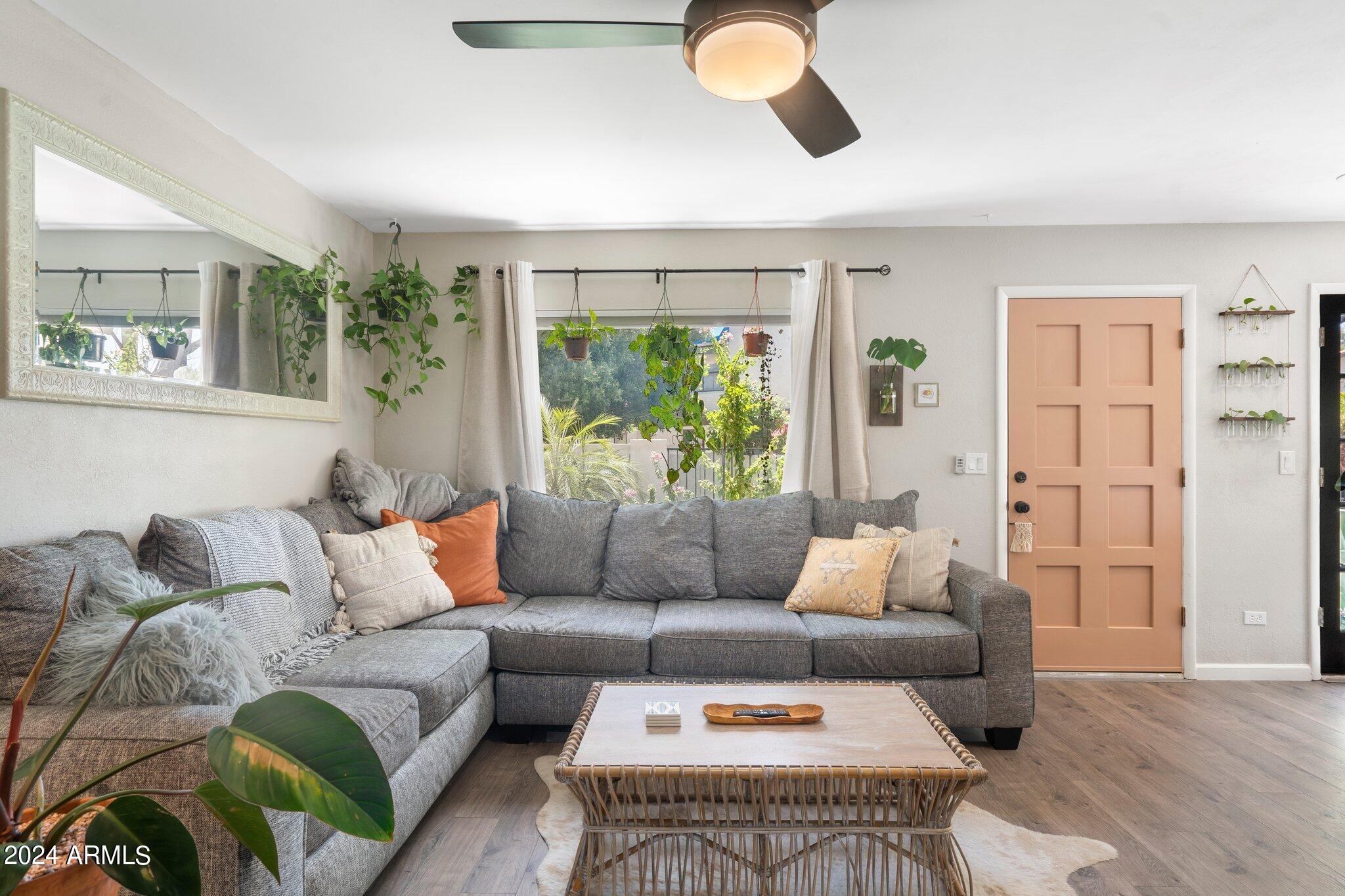 8662 S 51ST Street, 1