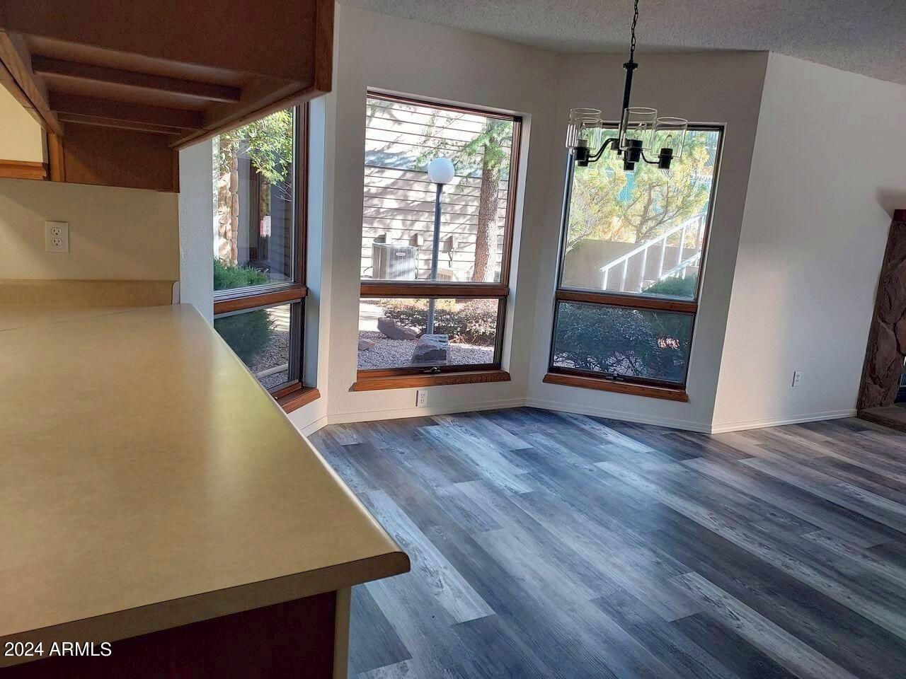 905 N Beeline Highway, 13