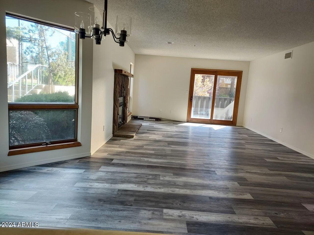 905 N Beeline Highway, 13