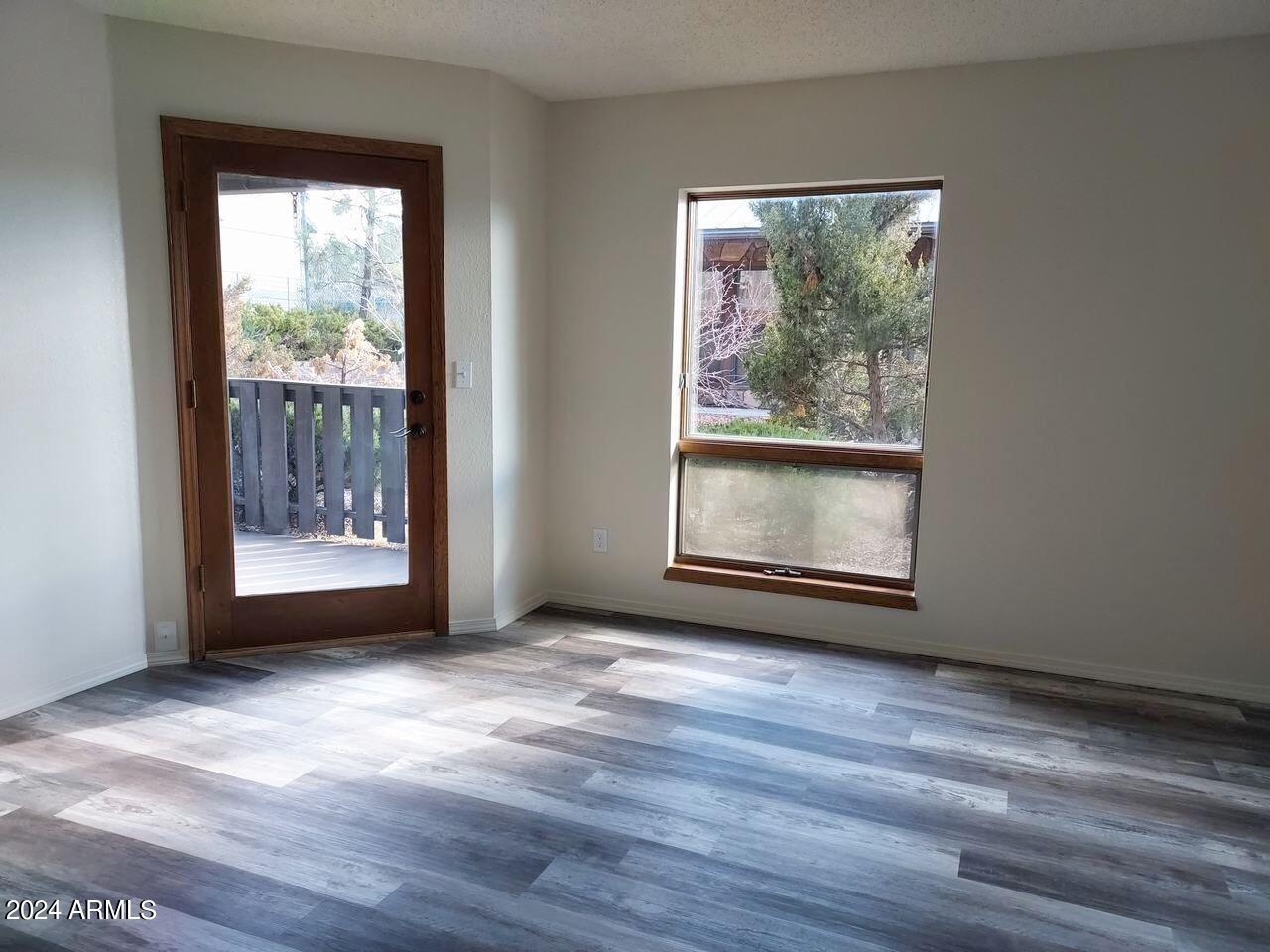 905 N Beeline Highway, 13