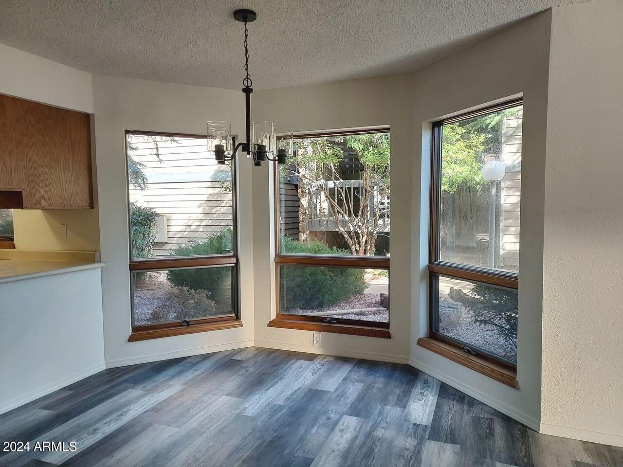 905 N Beeline Highway, 13