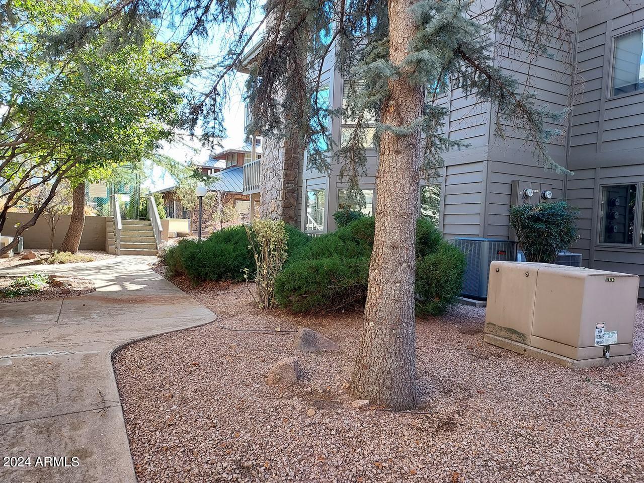 905 N Beeline Highway, 13