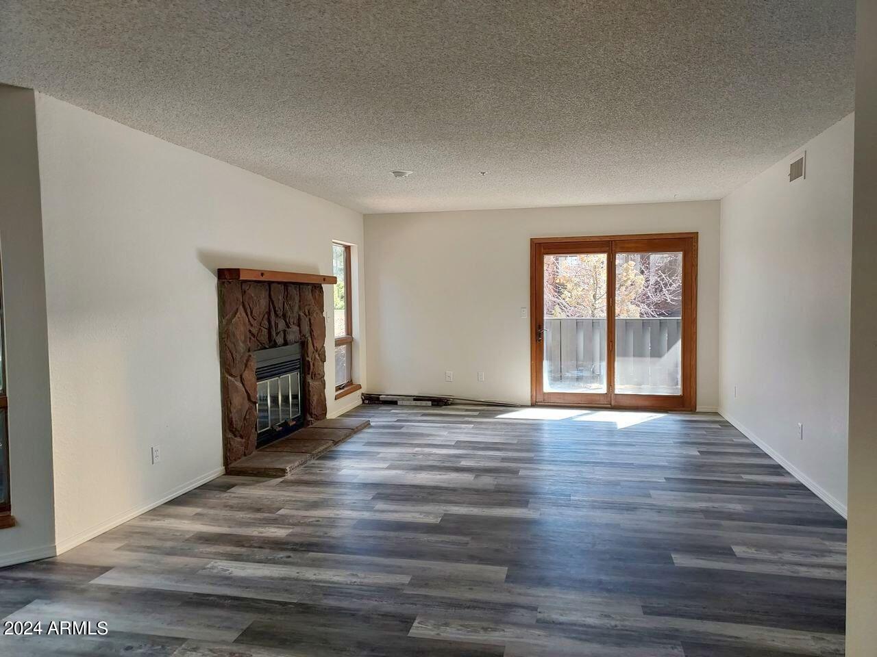 905 N Beeline Highway, 13