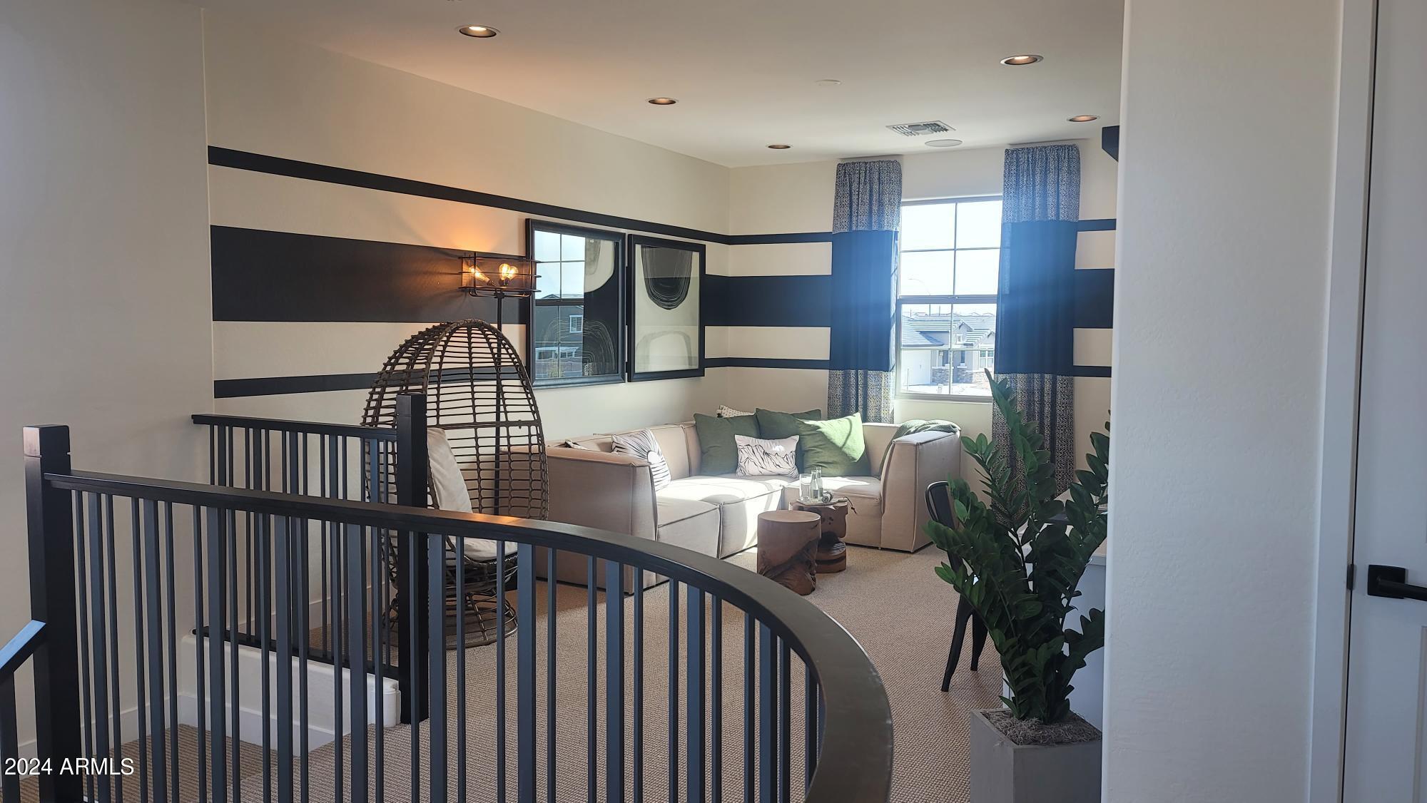 9846 E SEISMIC Avenue