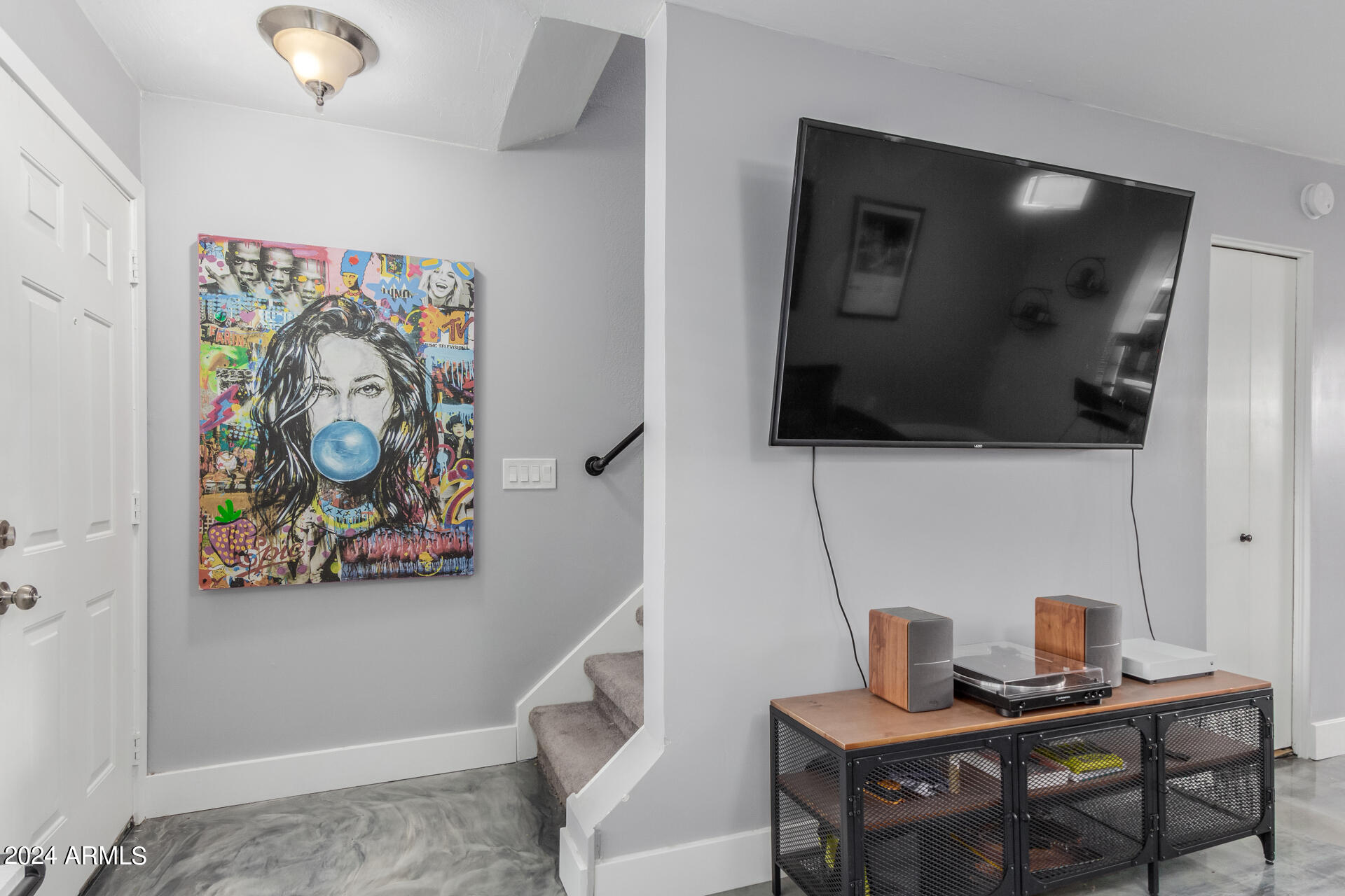 4835 E KACHINA Trail, 2