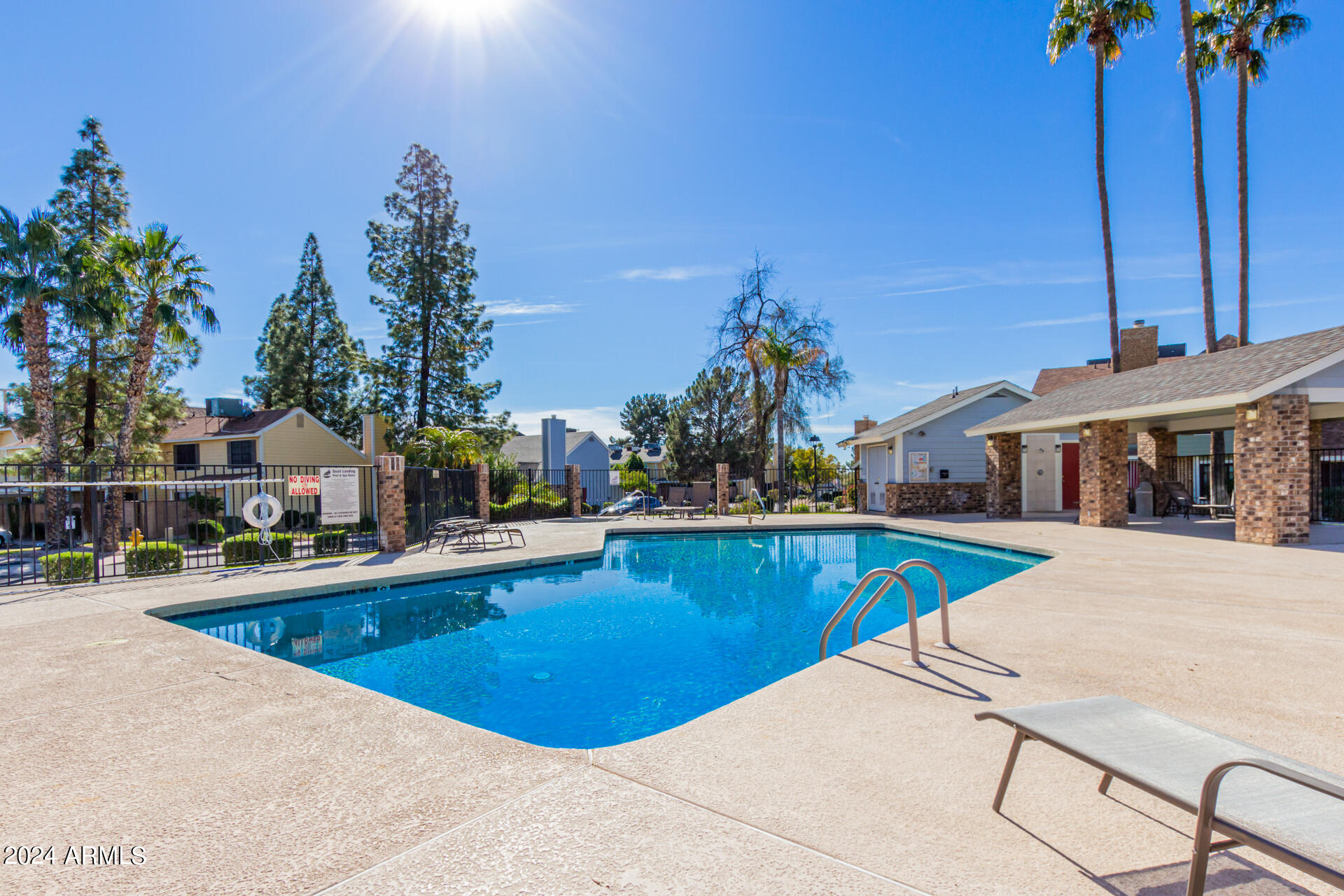 4835 E KACHINA Trail, 2