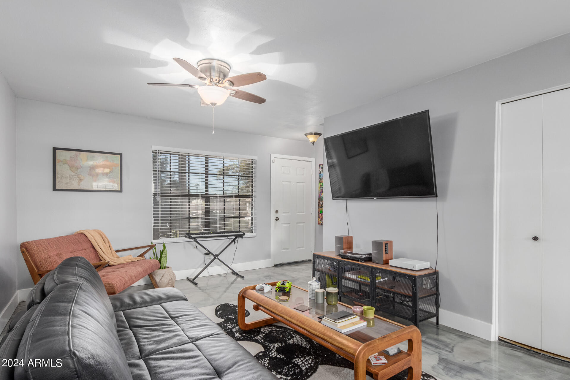 4835 E KACHINA Trail, 2