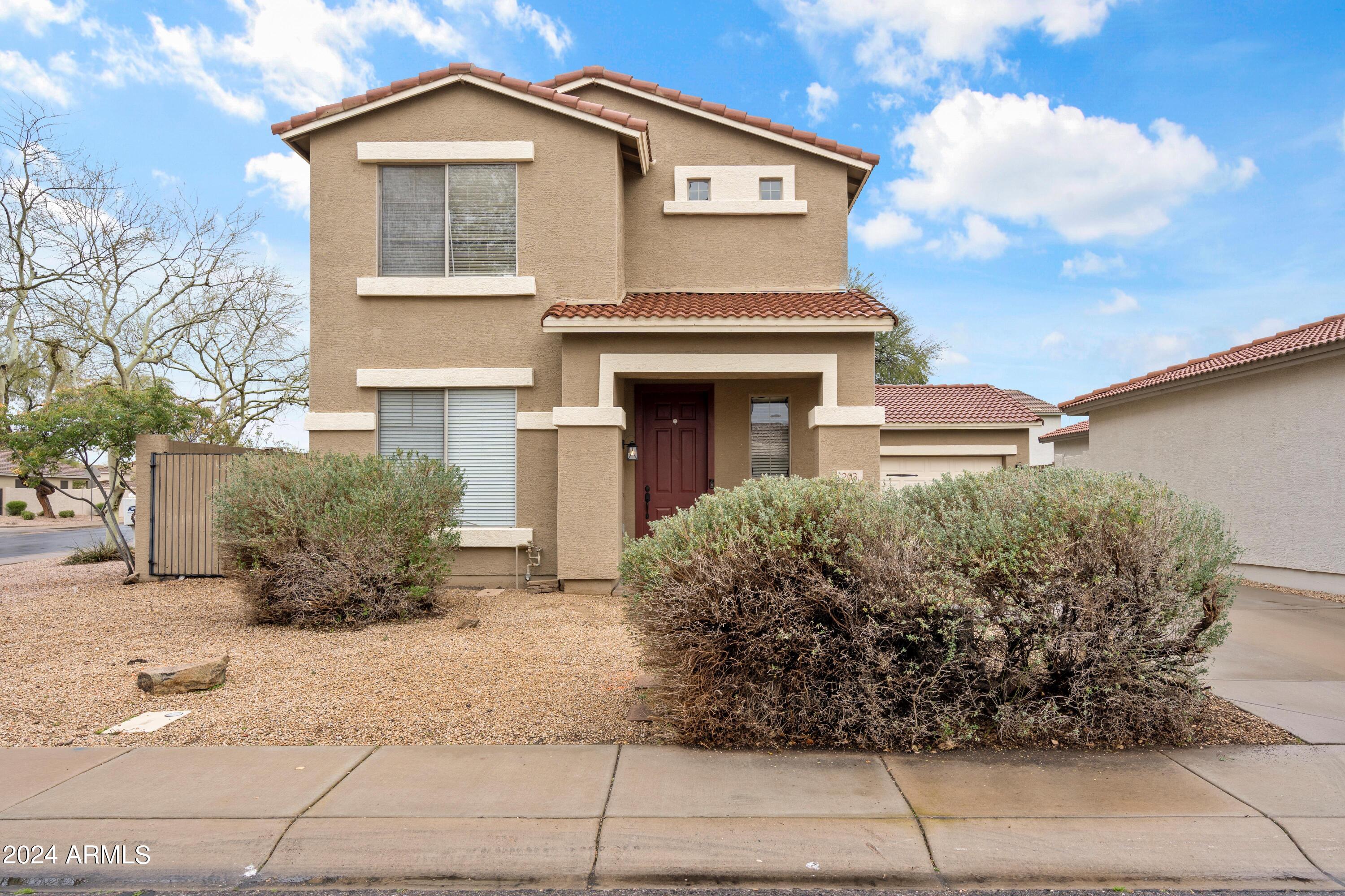 203 W NOLAN Way