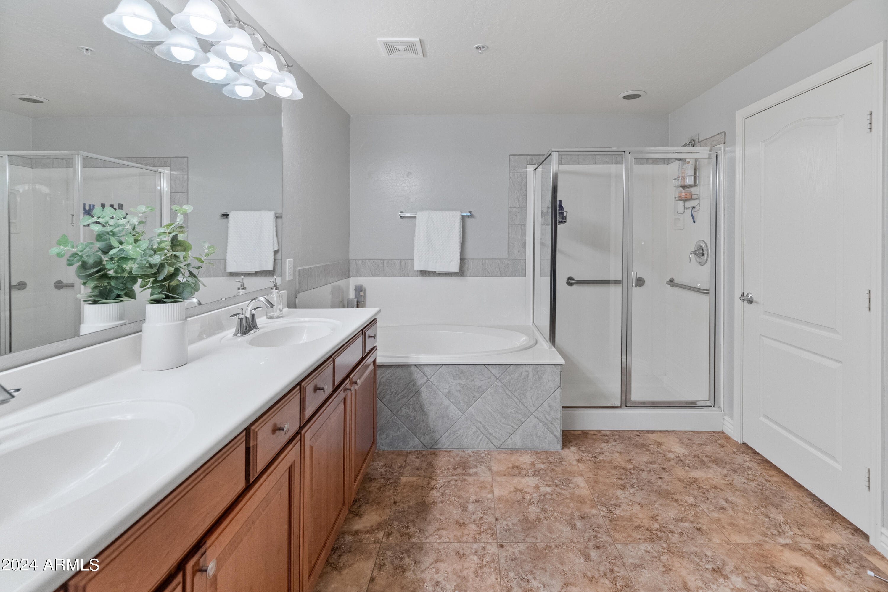 21320 N 56th Street # 1052