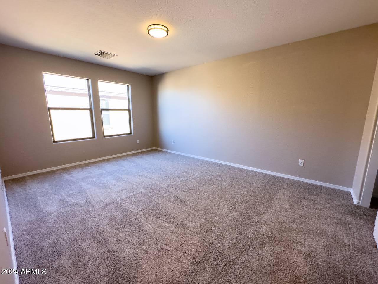 18451 W ARCADIA Drive